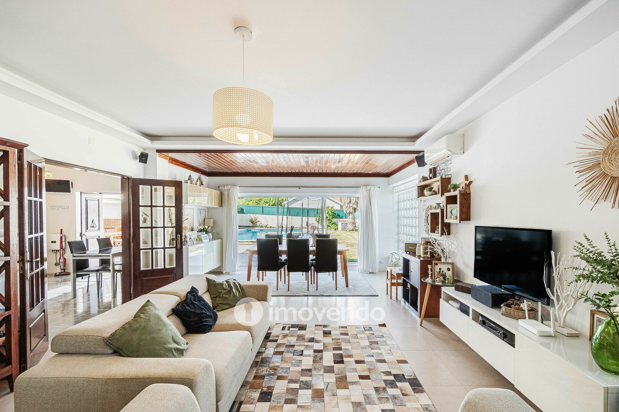 Moradia T4, com garagem e piscina, em Pinhal de Frades, Ericeira