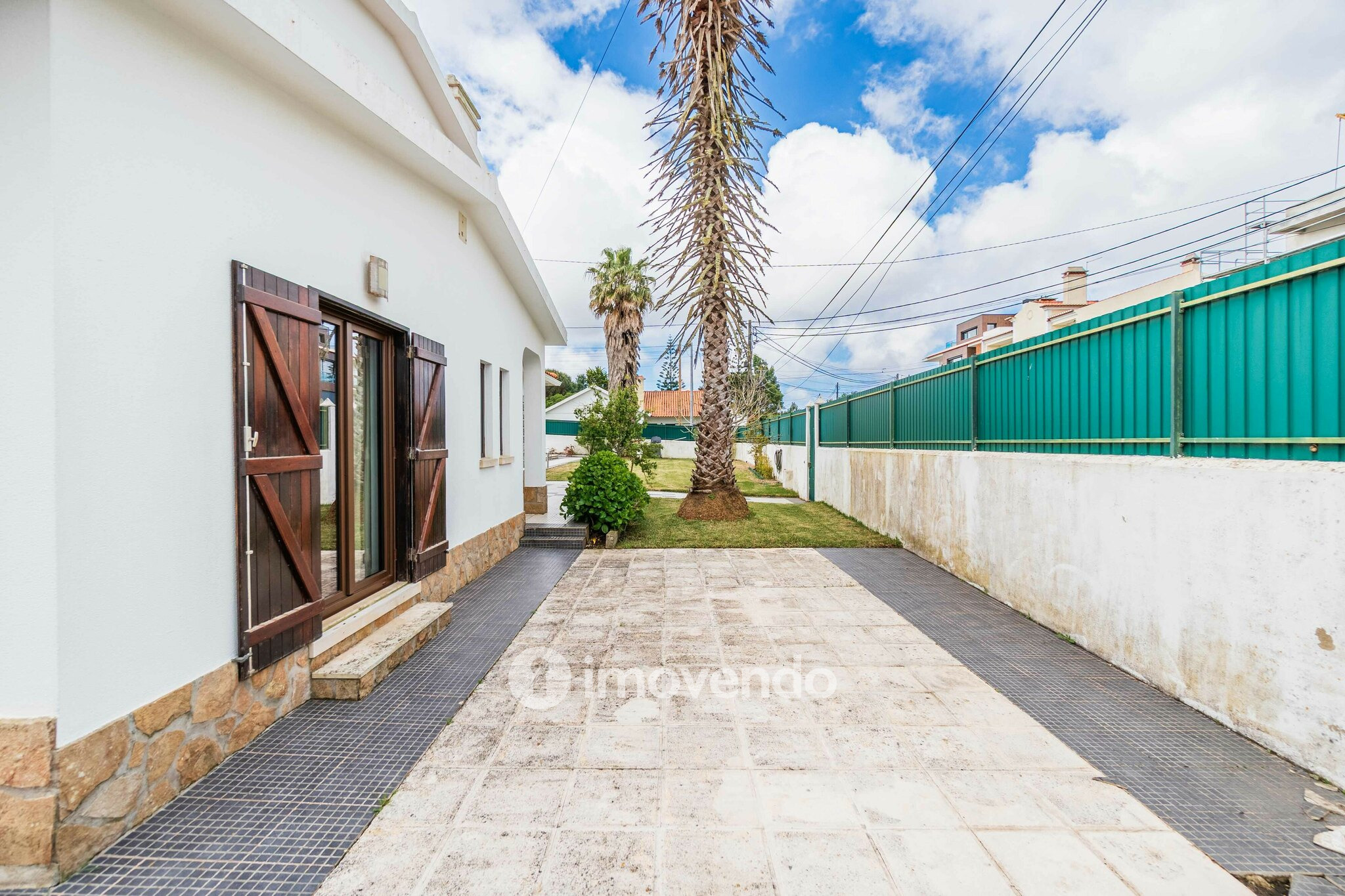 Moradia T4, com garagem e piscina, em Pinhal de Frades, Ericeira