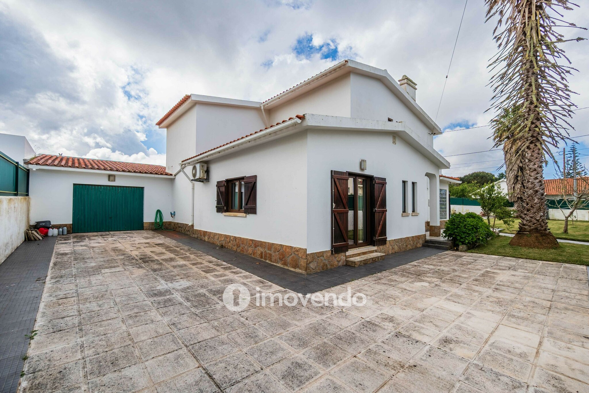Moradia T4, com garagem e piscina, em Pinhal de Frades, Ericeira