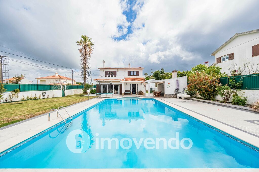 Moradia T4 em Mafra, Lisboa com 846 m<sup>2</sup> por 740.000