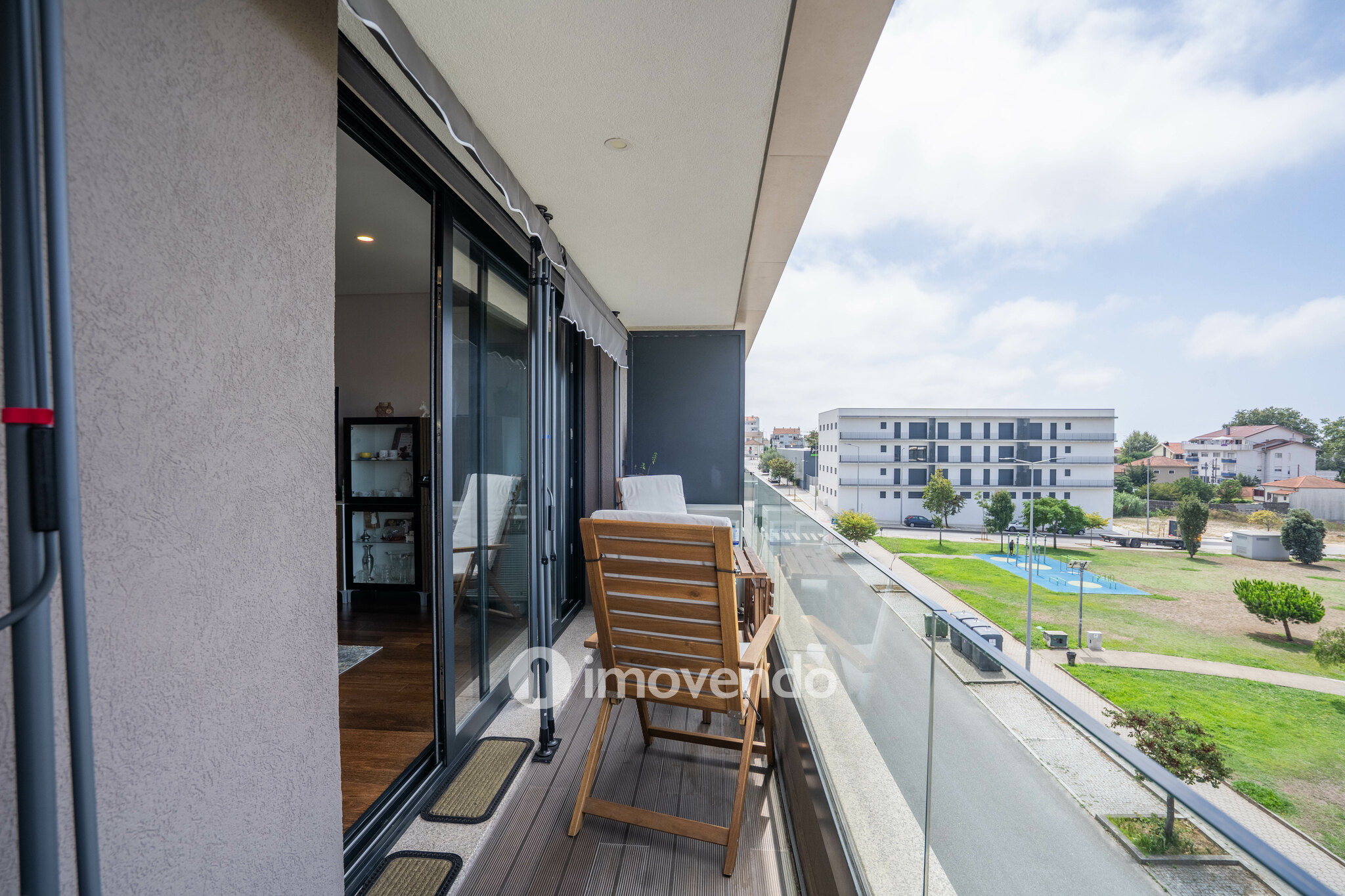 Penthouse T3 com varandas com vista mar e garagem, na Madalena