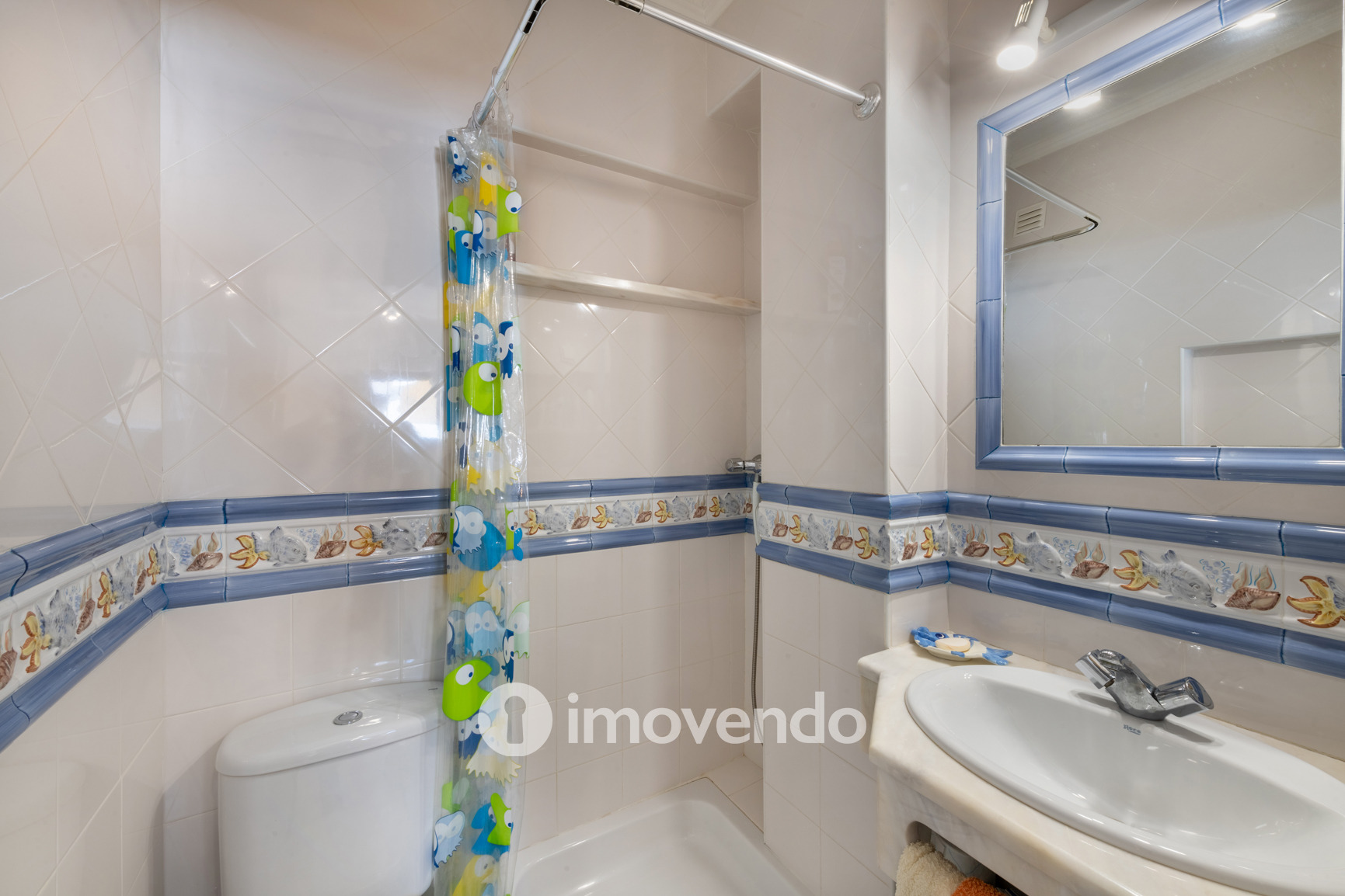 Apartamento T2, com cozinha equipada e vista mar, em Albufeira