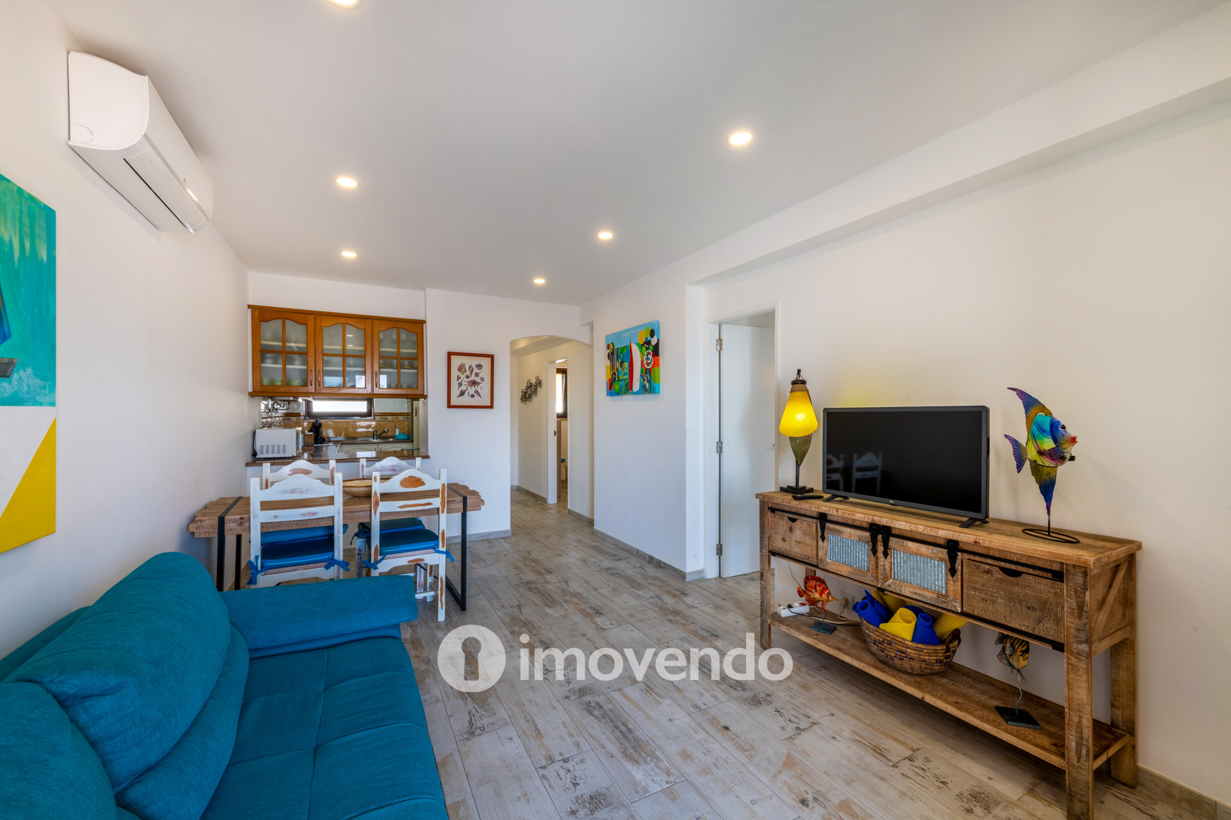 Apartamento T2, com cozinha equipada e vista mar, em Albufeira