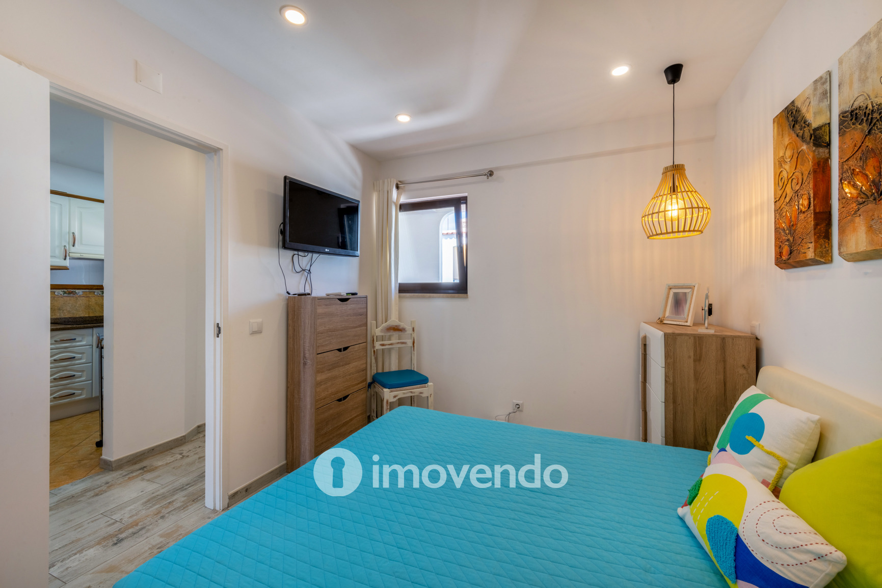 Apartamento T2, com cozinha equipada e vista mar, em Albufeira