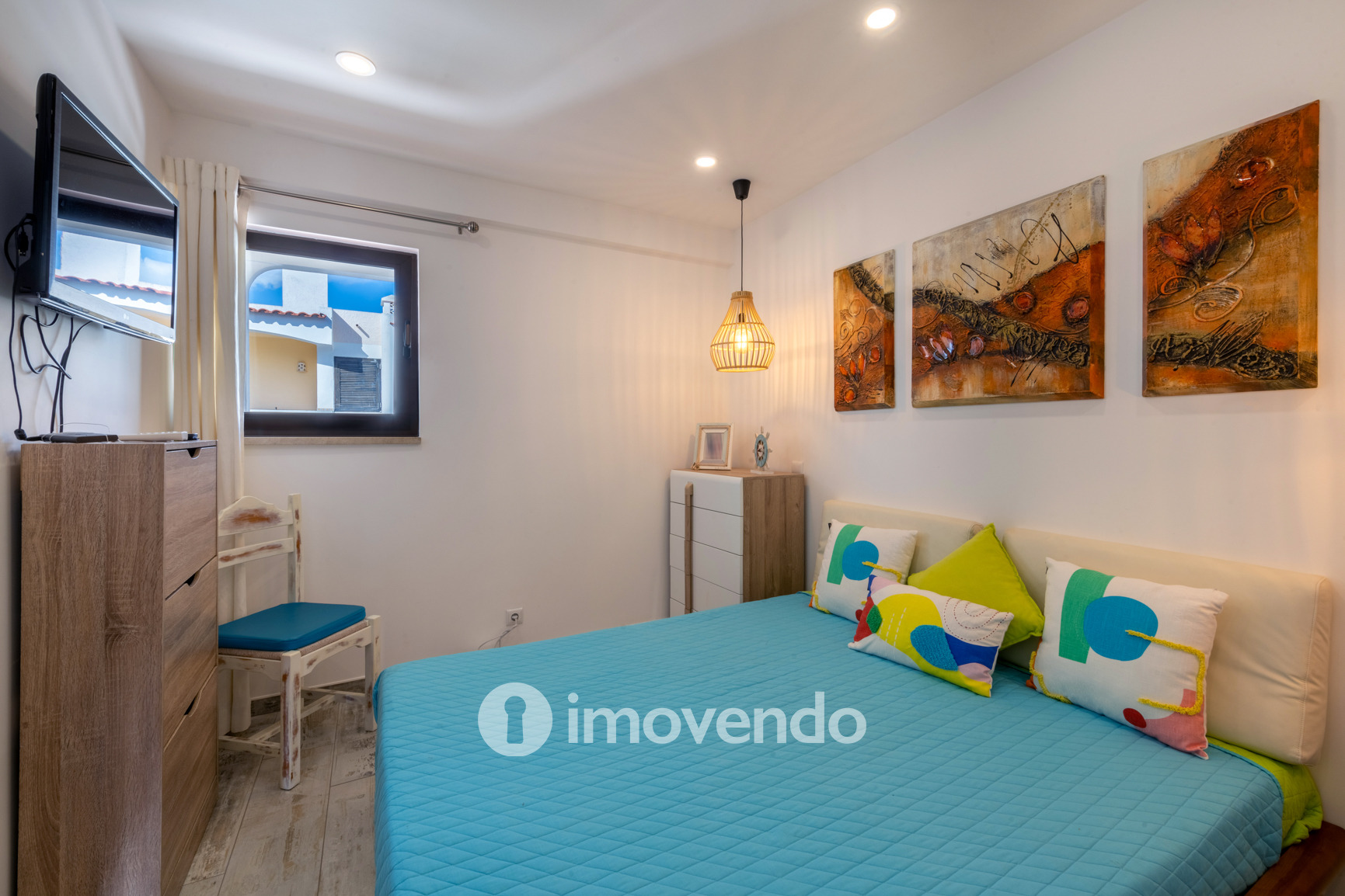 Apartamento T2, com cozinha equipada e vista mar, em Albufeira