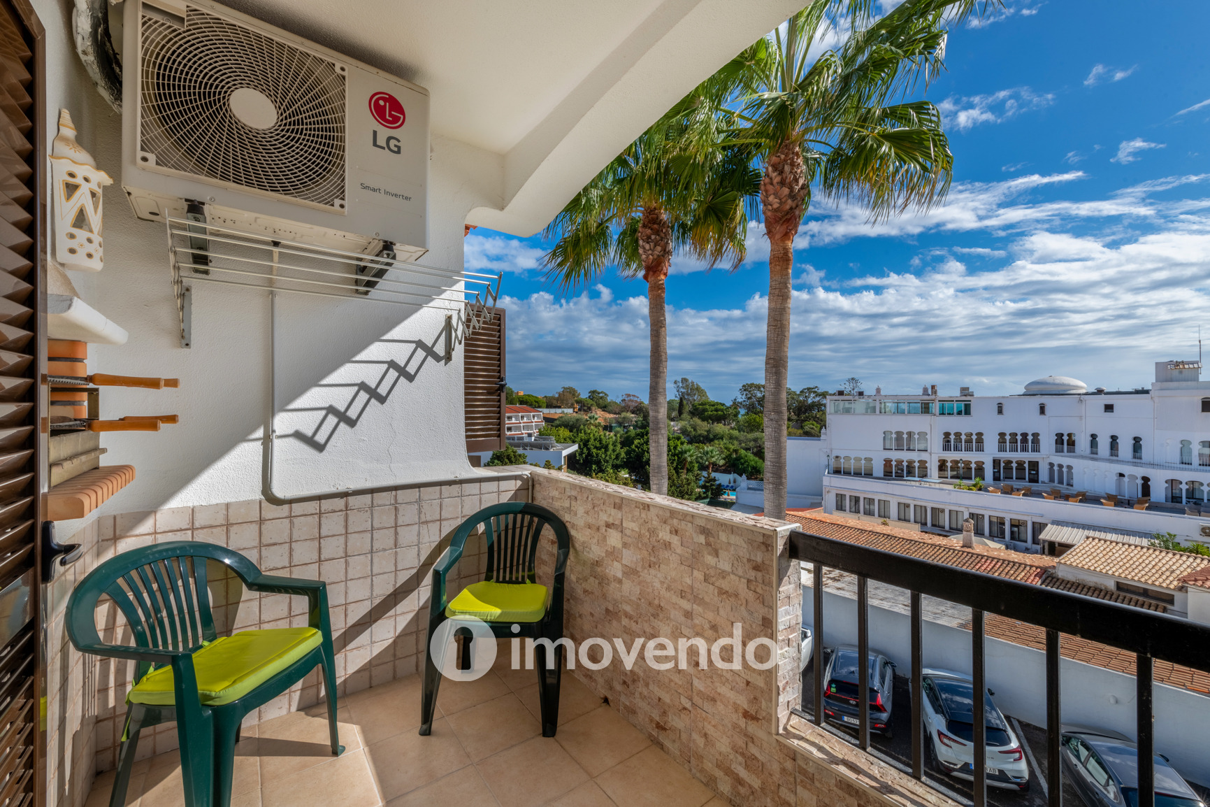 Apartamento T2, com cozinha equipada e vista mar, em Albufeira