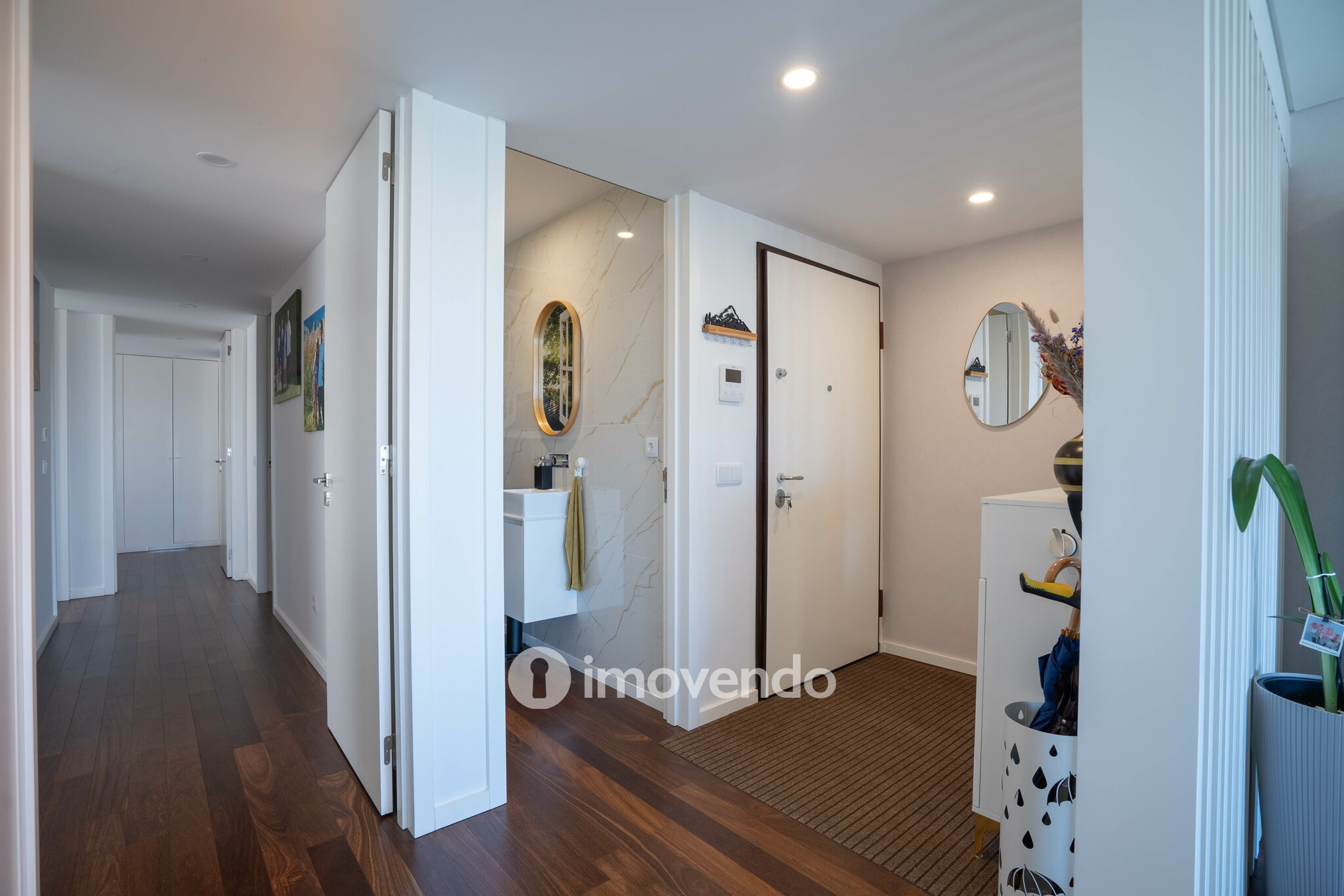 Penthouse T3 com varandas com vista mar e garagem, na Madalena