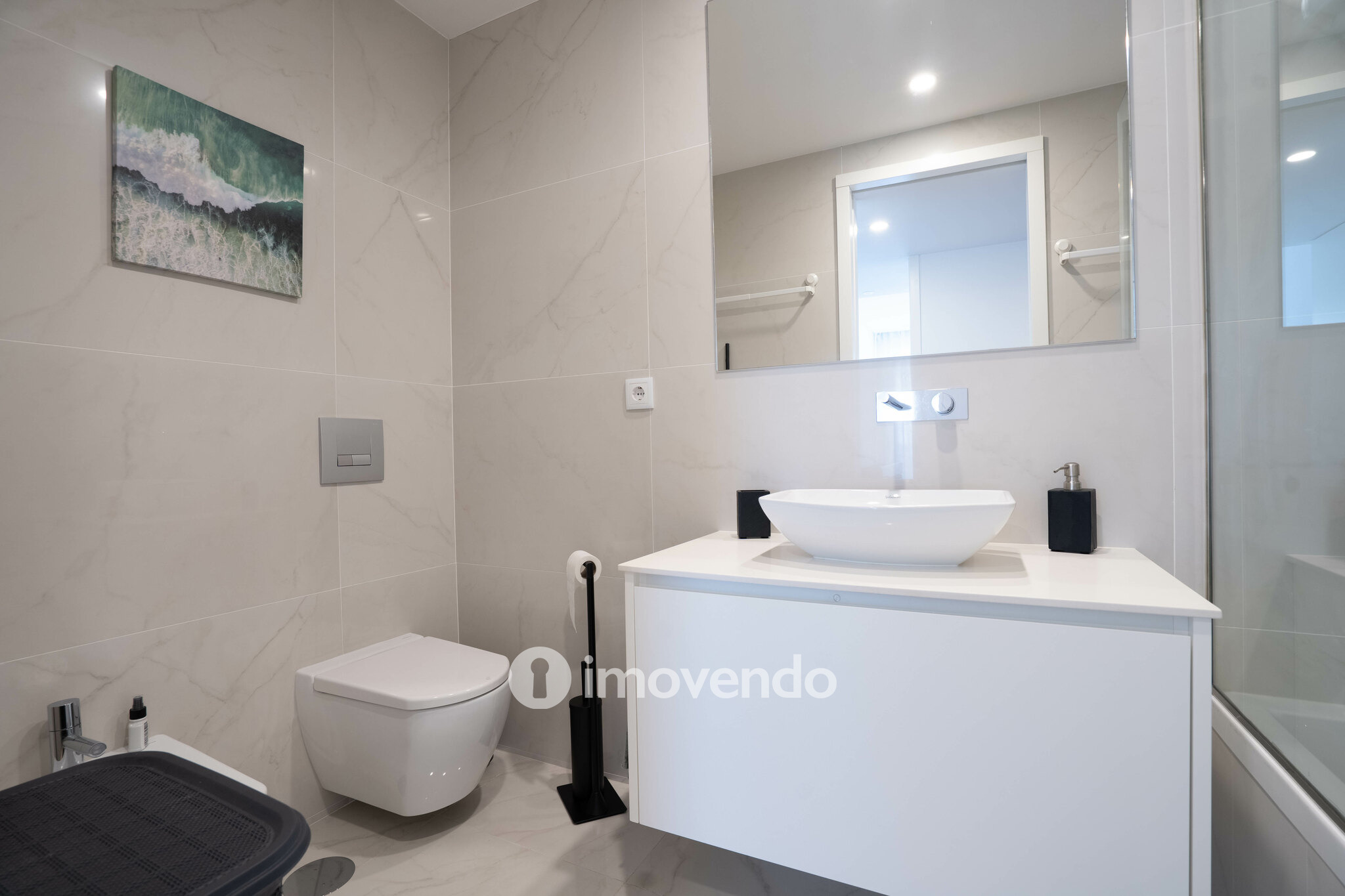 Penthouse T3 com varandas com vista mar e garagem, na Madalena