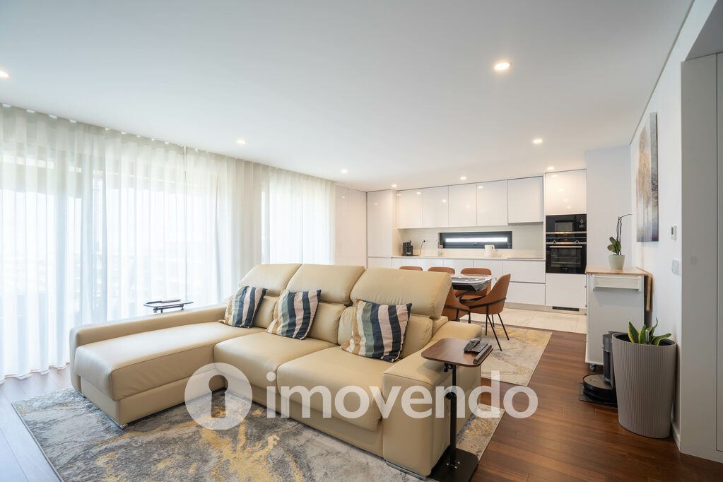 Apartamento T3 em Vila Nova de Gaia, Vila Nova de Gaia com 119 m<sup>2</sup> por 589.000
