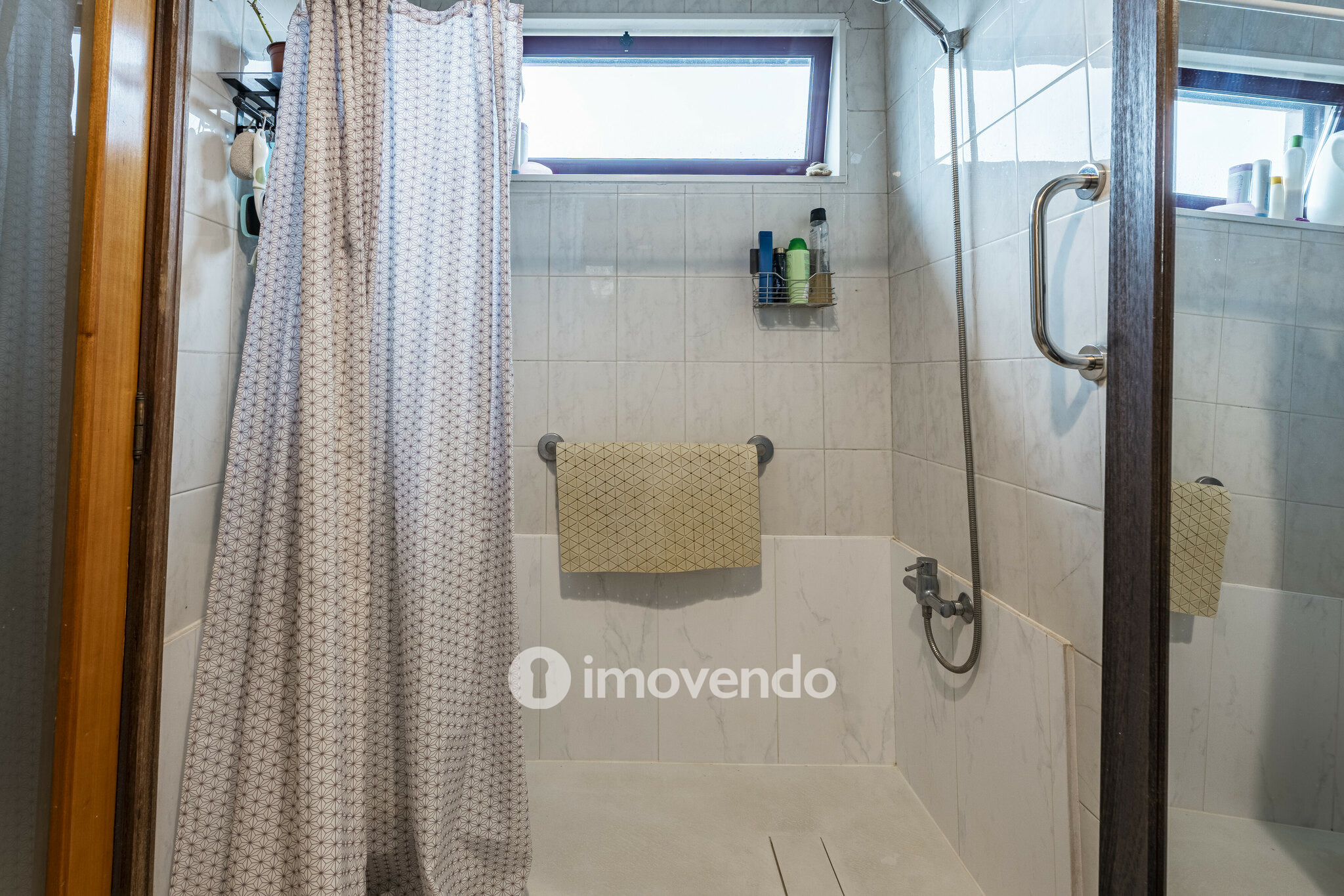 Apartamento T1+1 com terraço, em Vila Nova de Gaia