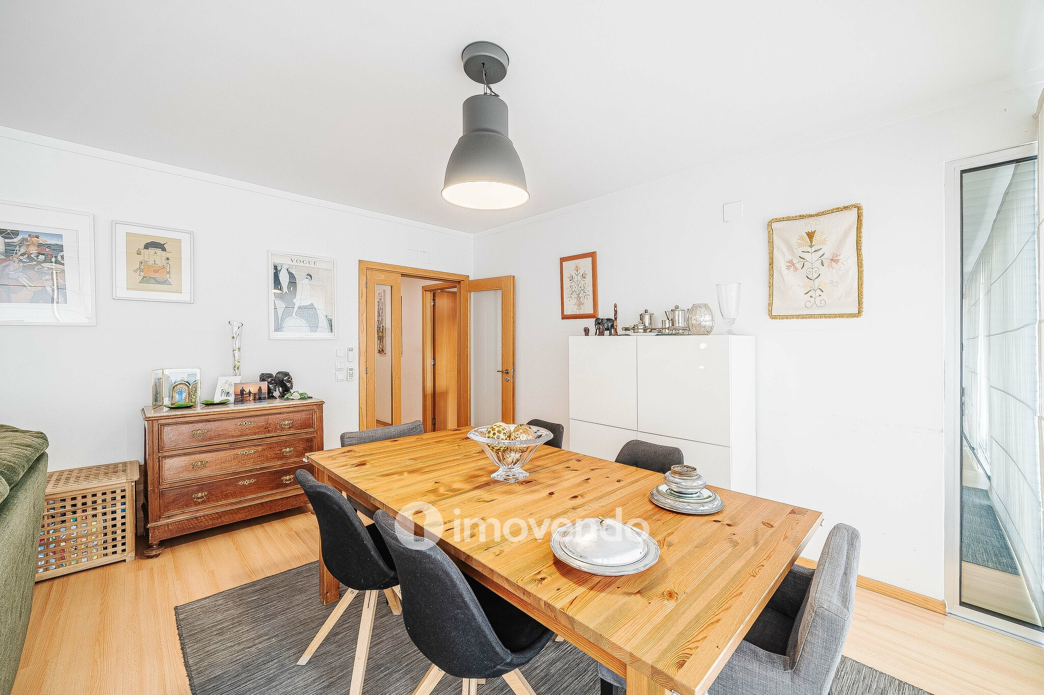 Apartamento T4, com estacionamento e arrecadação, na Alta de Lisboa