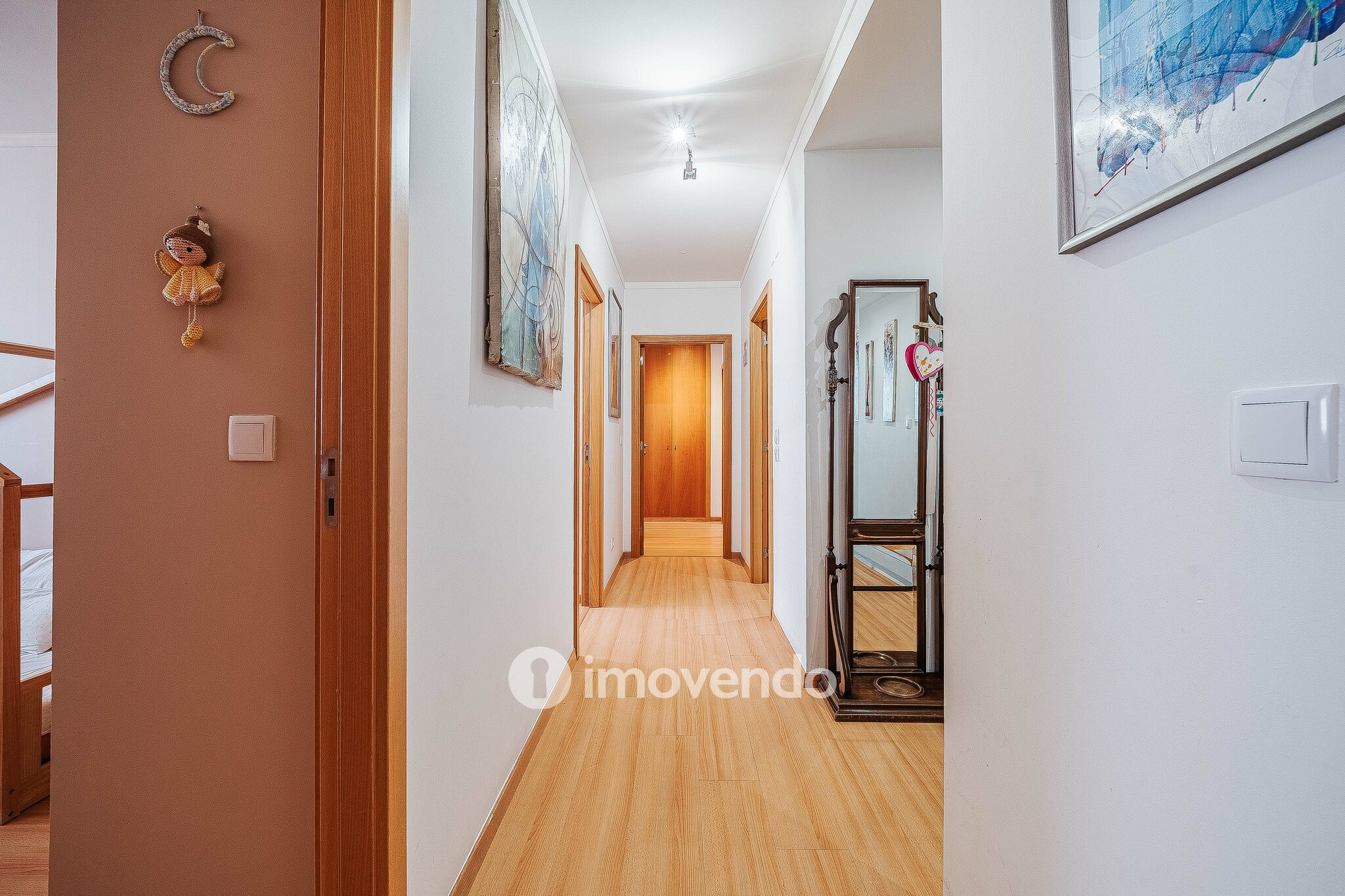 Apartamento T4, com estacionamento e arrecadação, na Alta de Lisboa