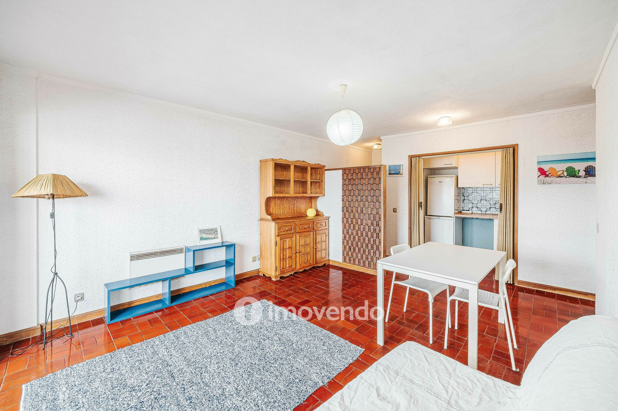 Apartamento T1 junto à praia, com estacionamento, Costa da Caparica