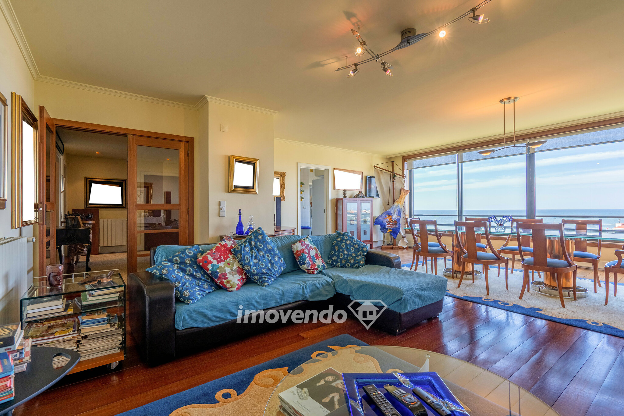 Apartamento T4 em condomínio, com vista mar, em Leça da Palmeira