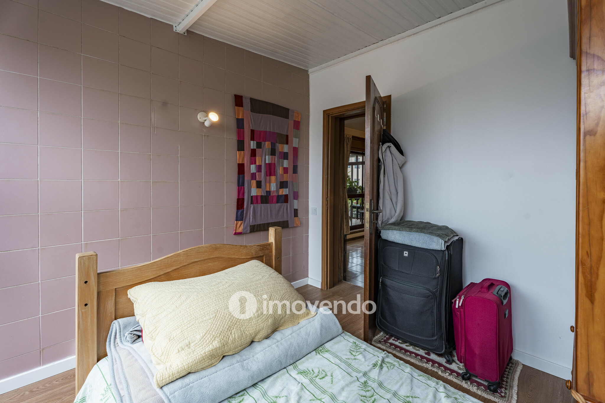 Apartamento T1+1 com terraço, em Vila Nova de Gaia