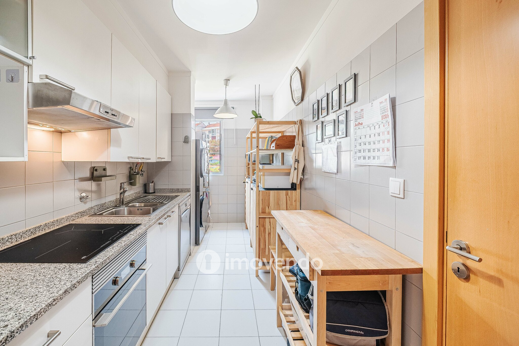 Apartamento T4, com estacionamento e arrecadação, na Alta de Lisboa