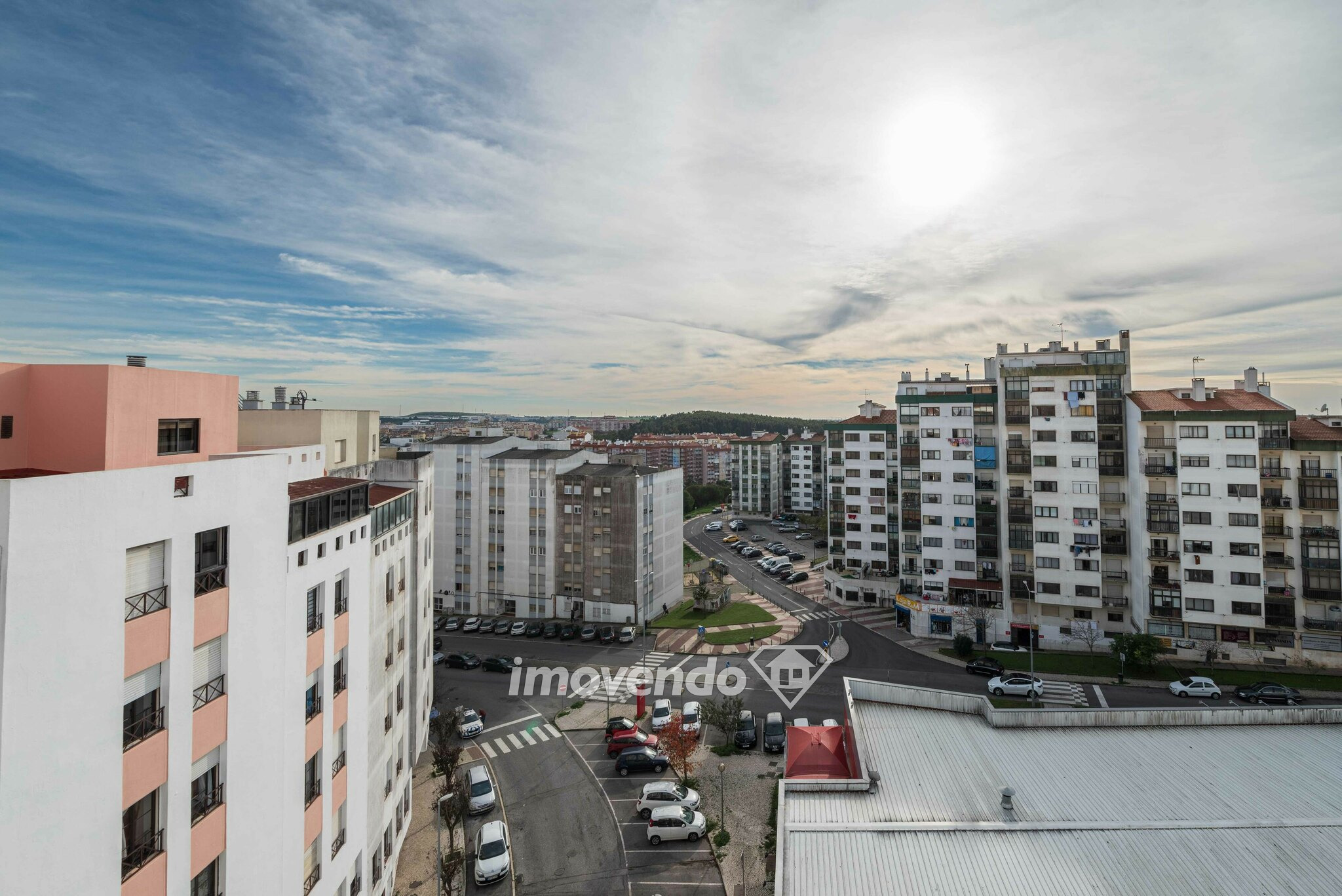 Apartamento T4 Duplex pronto a habitar, em Rio de Mouro