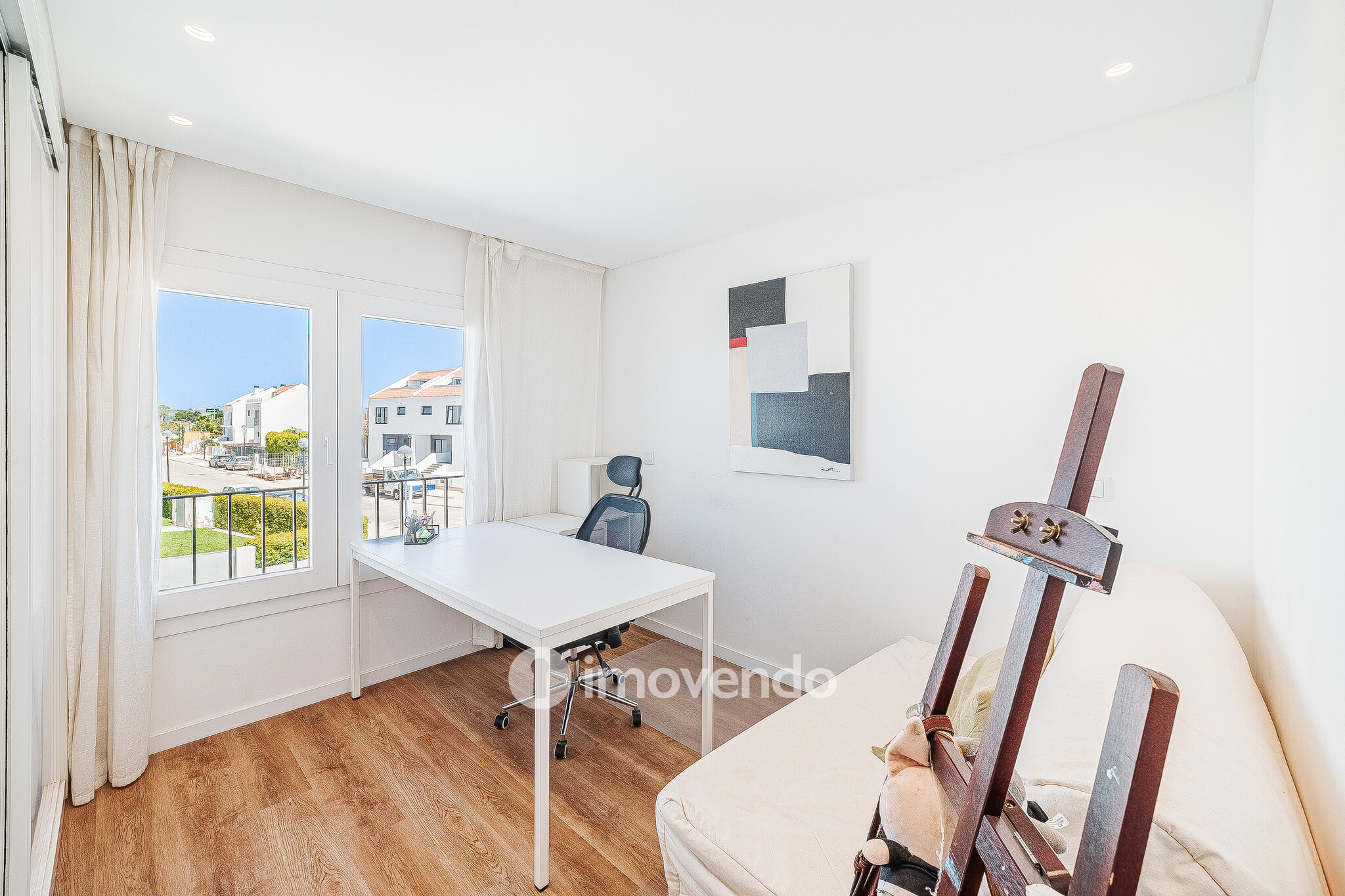 Moradia T3+1 moderna, com garagem e áreas amplas, em Alcochete