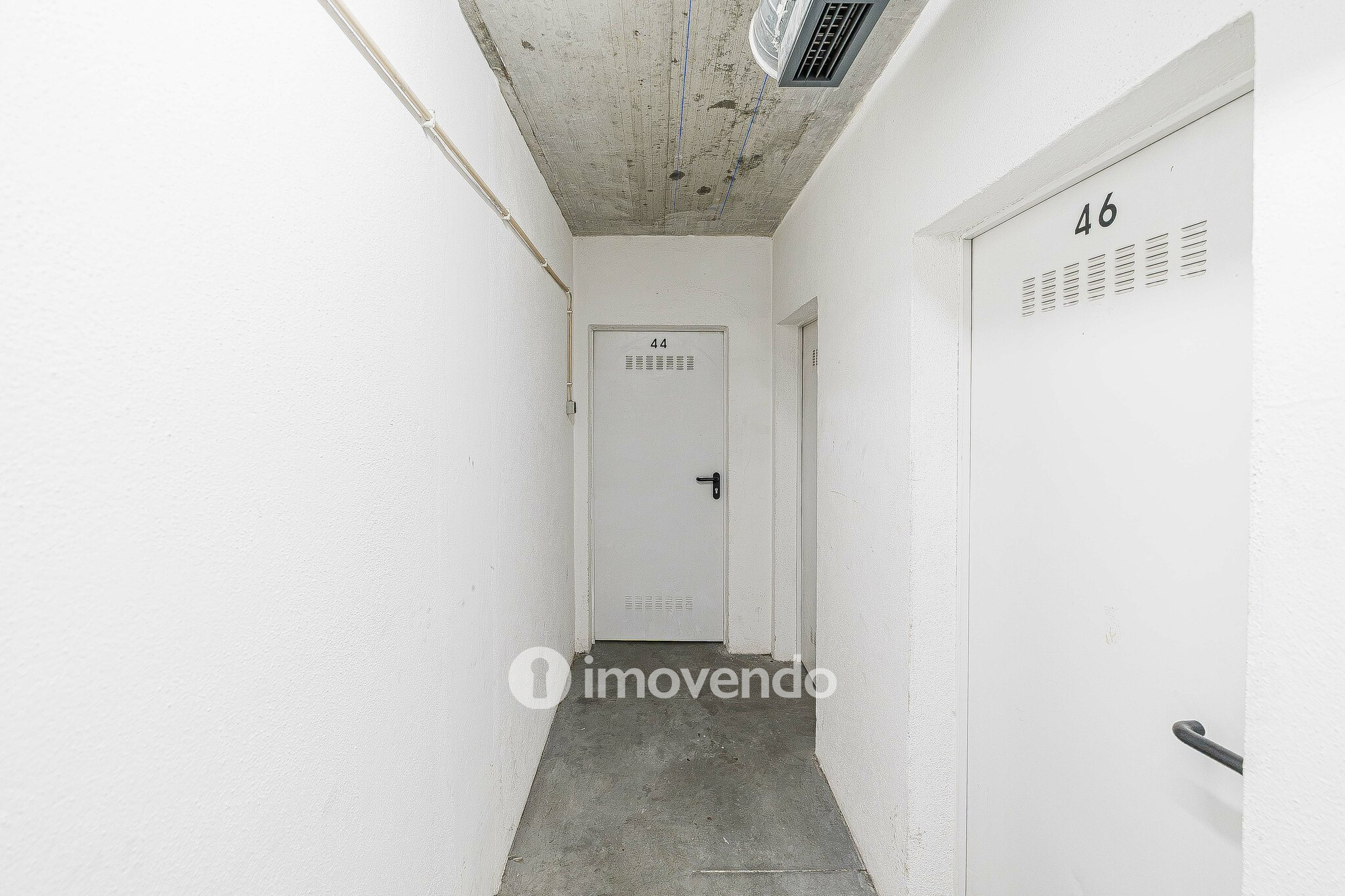 Apartamento T4, com estacionamento e arrecadação, na Alta de Lisboa