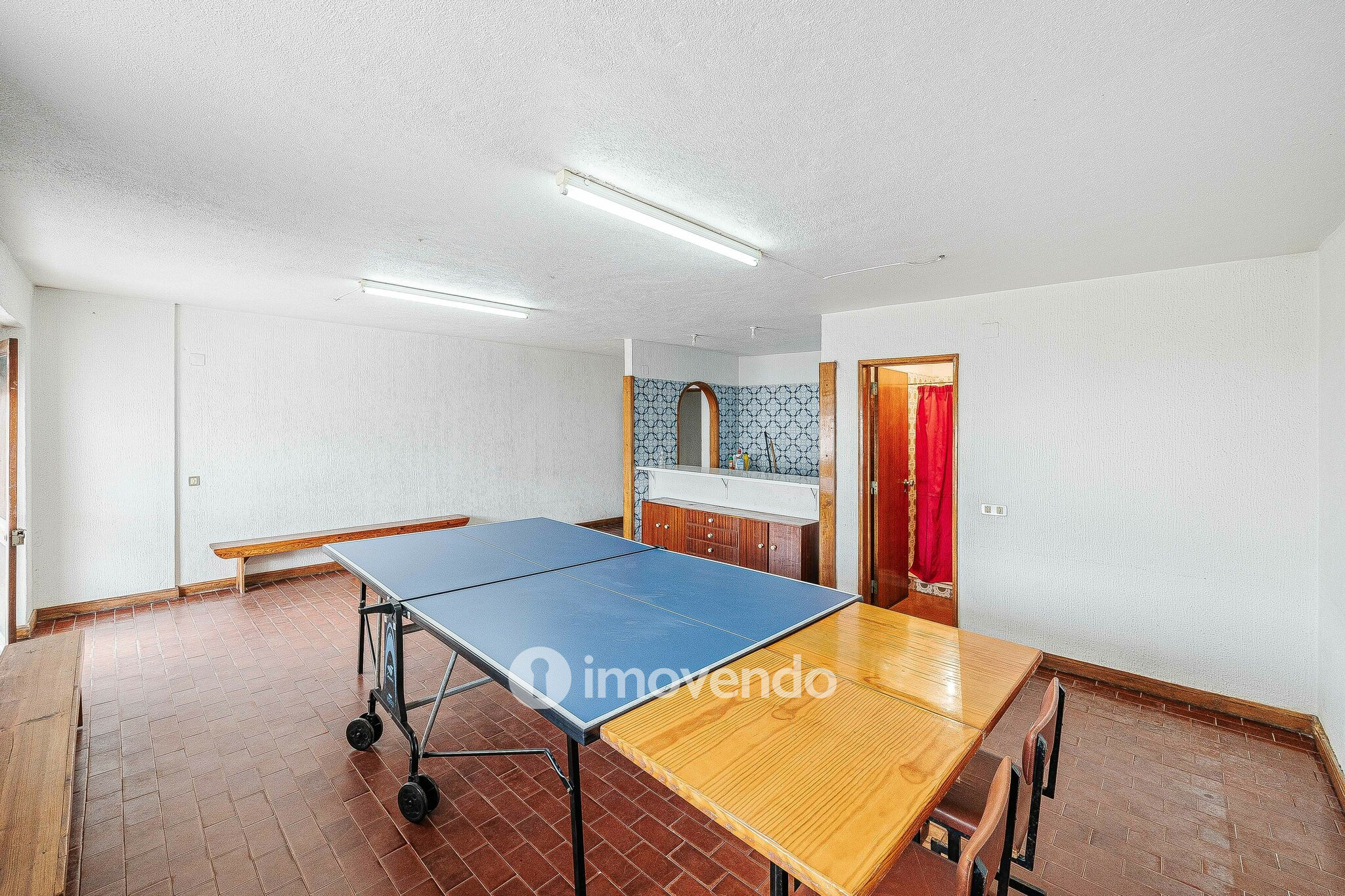 Apartamento T1 junto à praia, com estacionamento, Costa da Caparica
