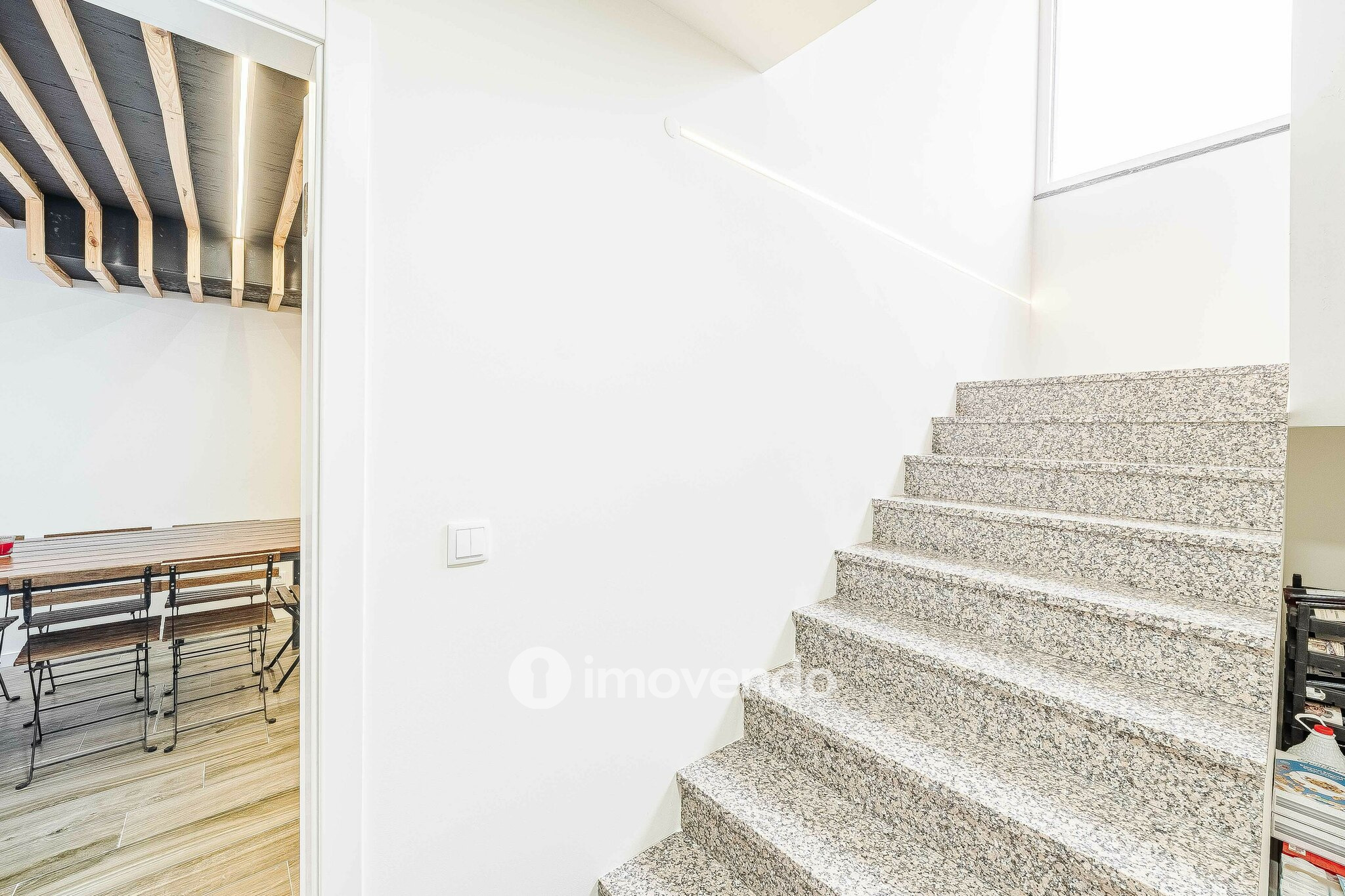 Moradia T3+1 moderna e exclusiva, com garagem e jardim, em Porto Salvo