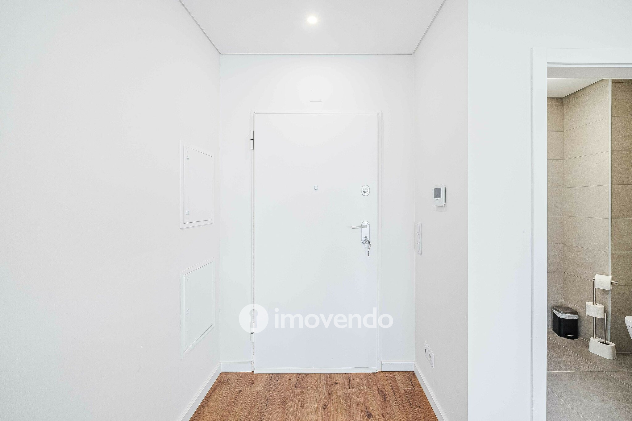 Moradia T3+1 moderna e exclusiva, com garagem e jardim, em Porto Salvo