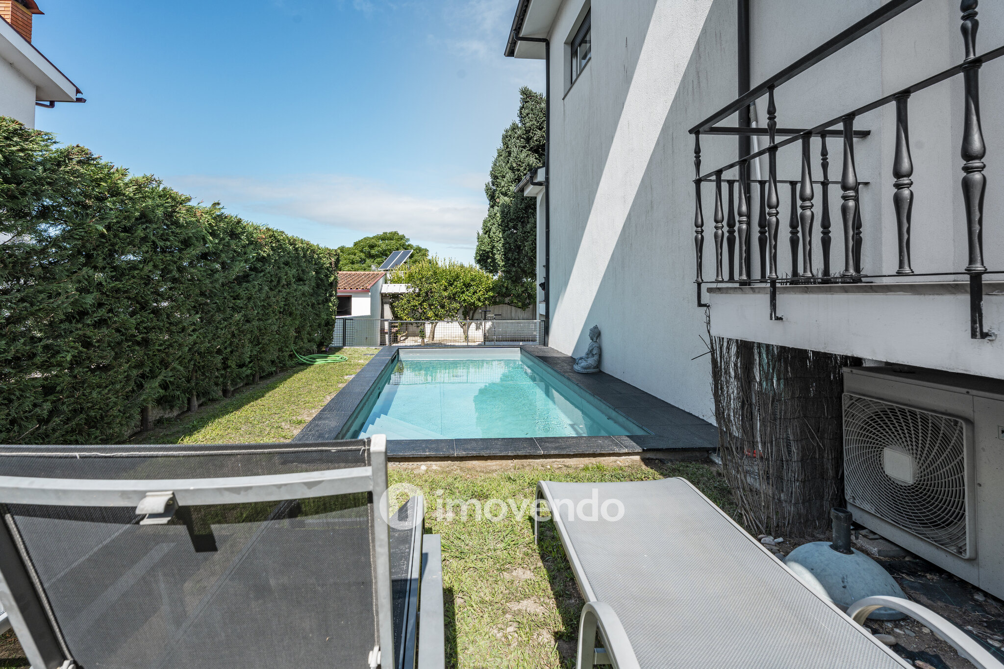 Moradia Independente em Nogueira - Elegância, Conforto, Exclusividade