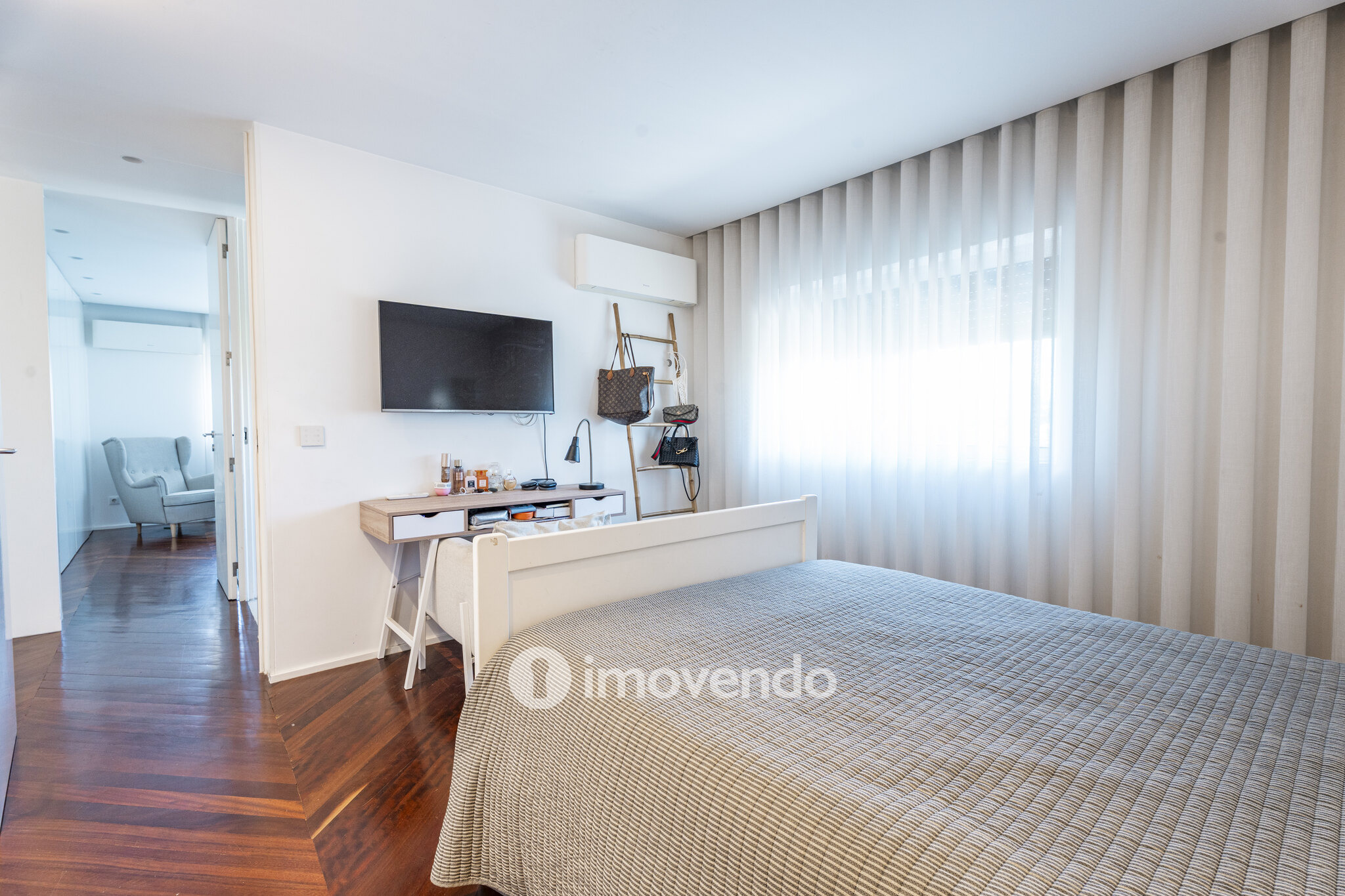 Moradia Independente em Nogueira - Elegância, Conforto, Exclusividade