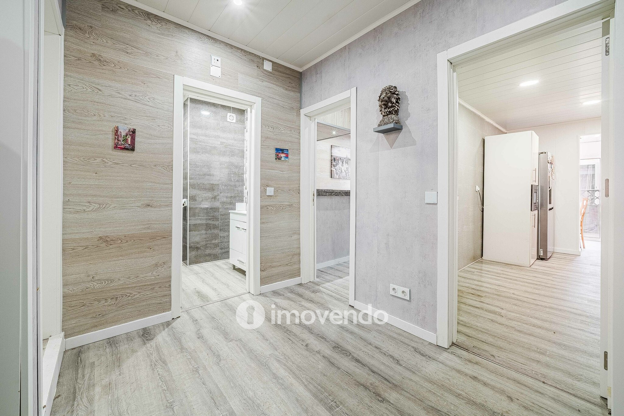 Apartamento T1+1, com logradouro grande, em Odivelas