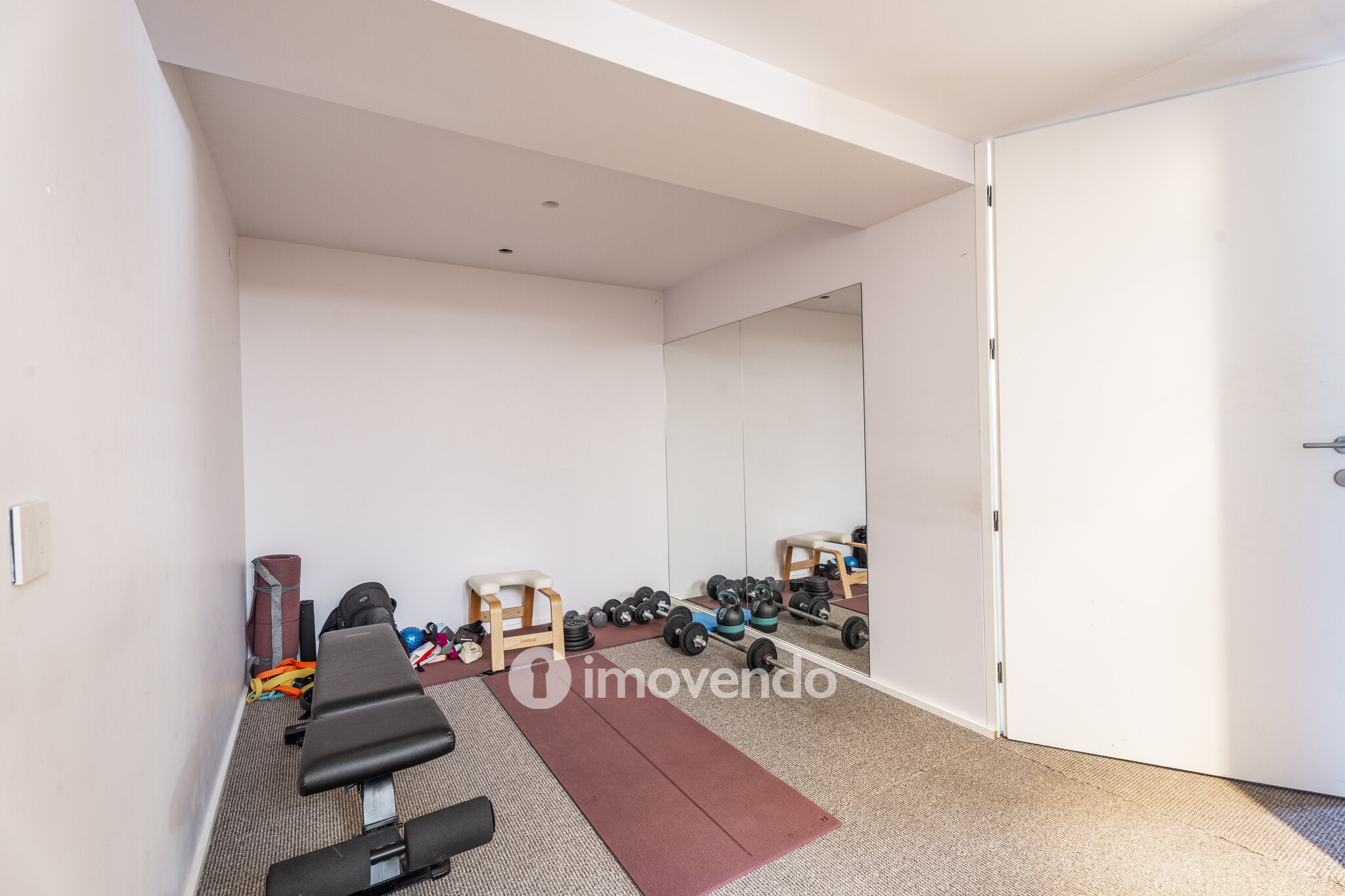 Moradia Independente em Nogueira - Elegância, Conforto, Exclusividade