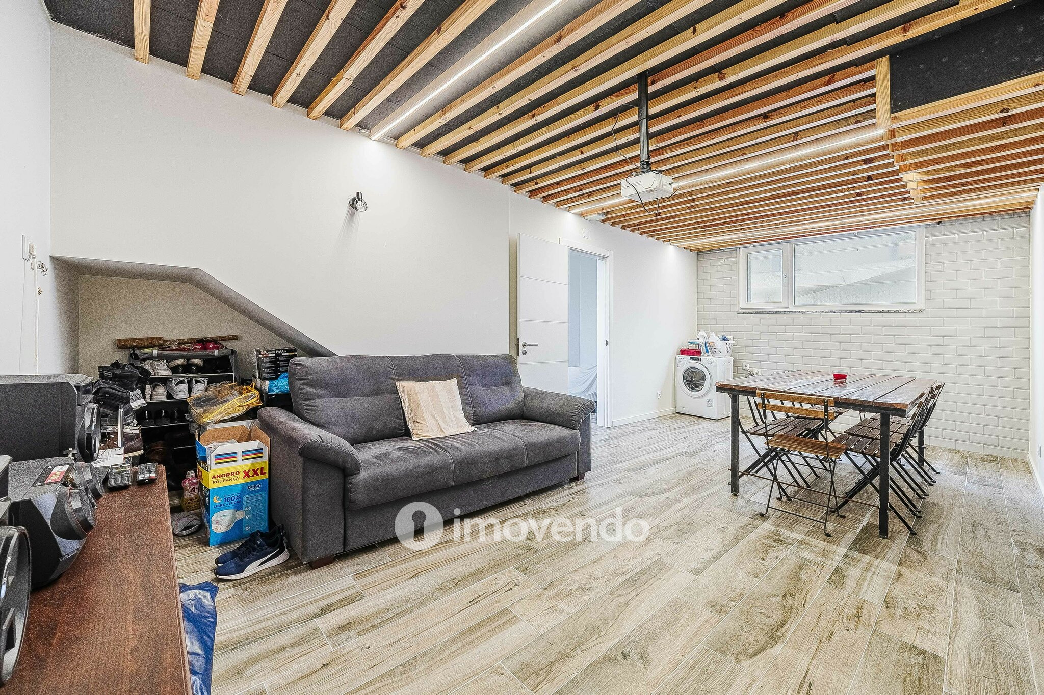 Moradia T3+1 moderna e exclusiva, com garagem e jardim, em Porto Salvo