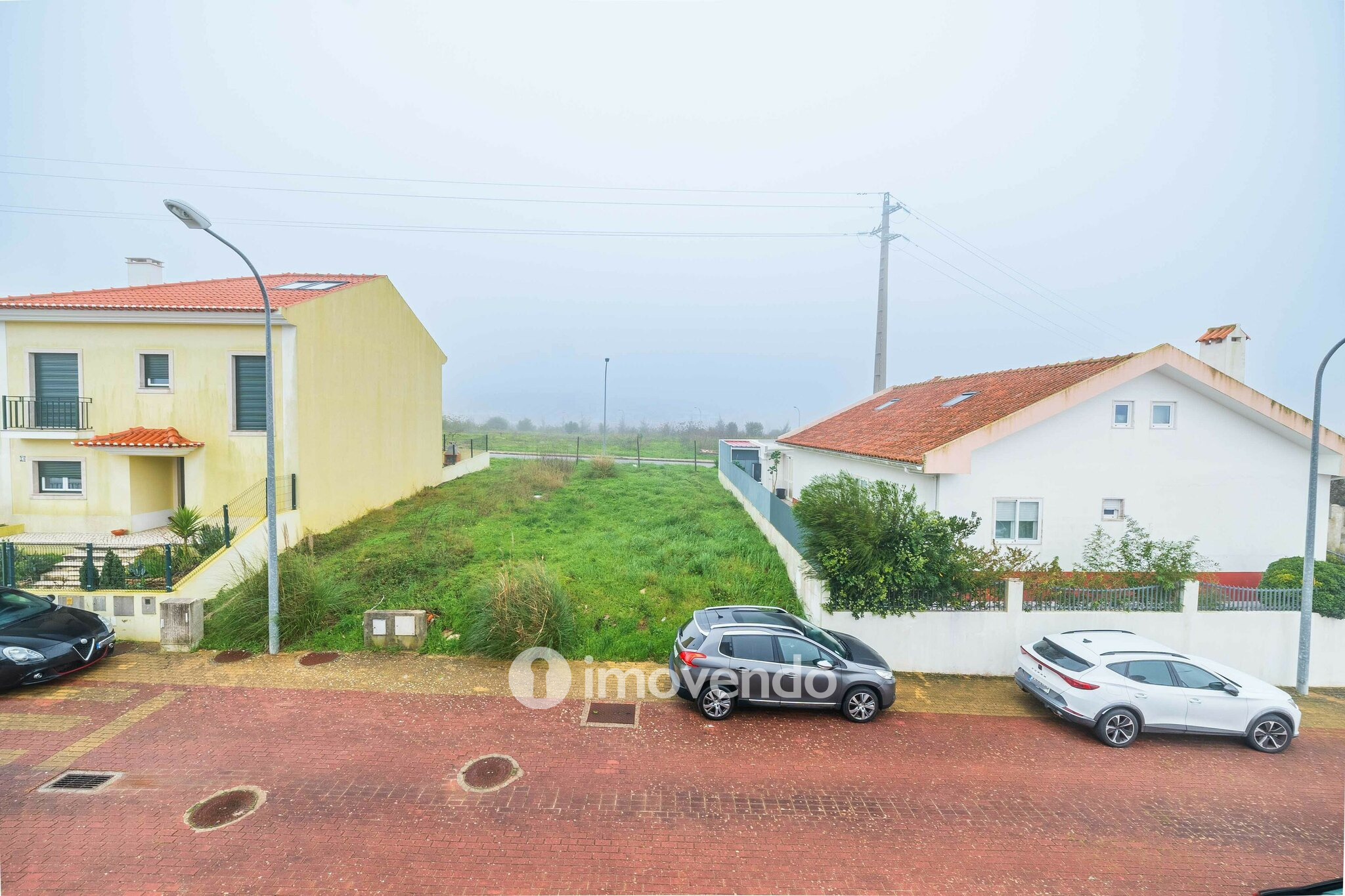 Moradia T3+1 moderna e exclusiva, com garagem e jardim, em Porto Salvo