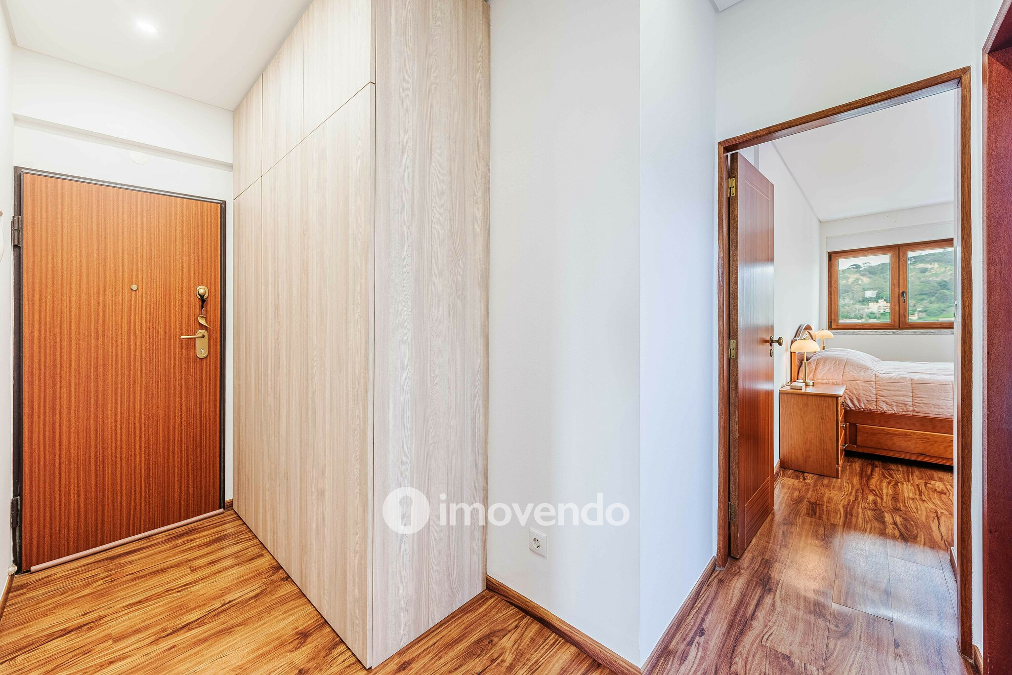 Apartamento T1 mobilado, com vista mar, na Costa da Caparica