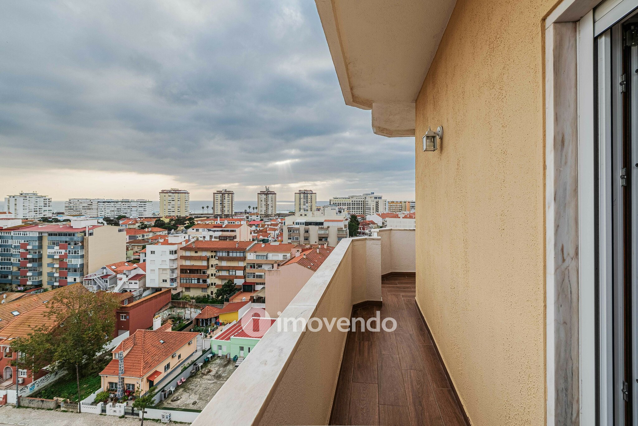 Apartamento T1 mobilado, com vista mar, na Costa da Caparica