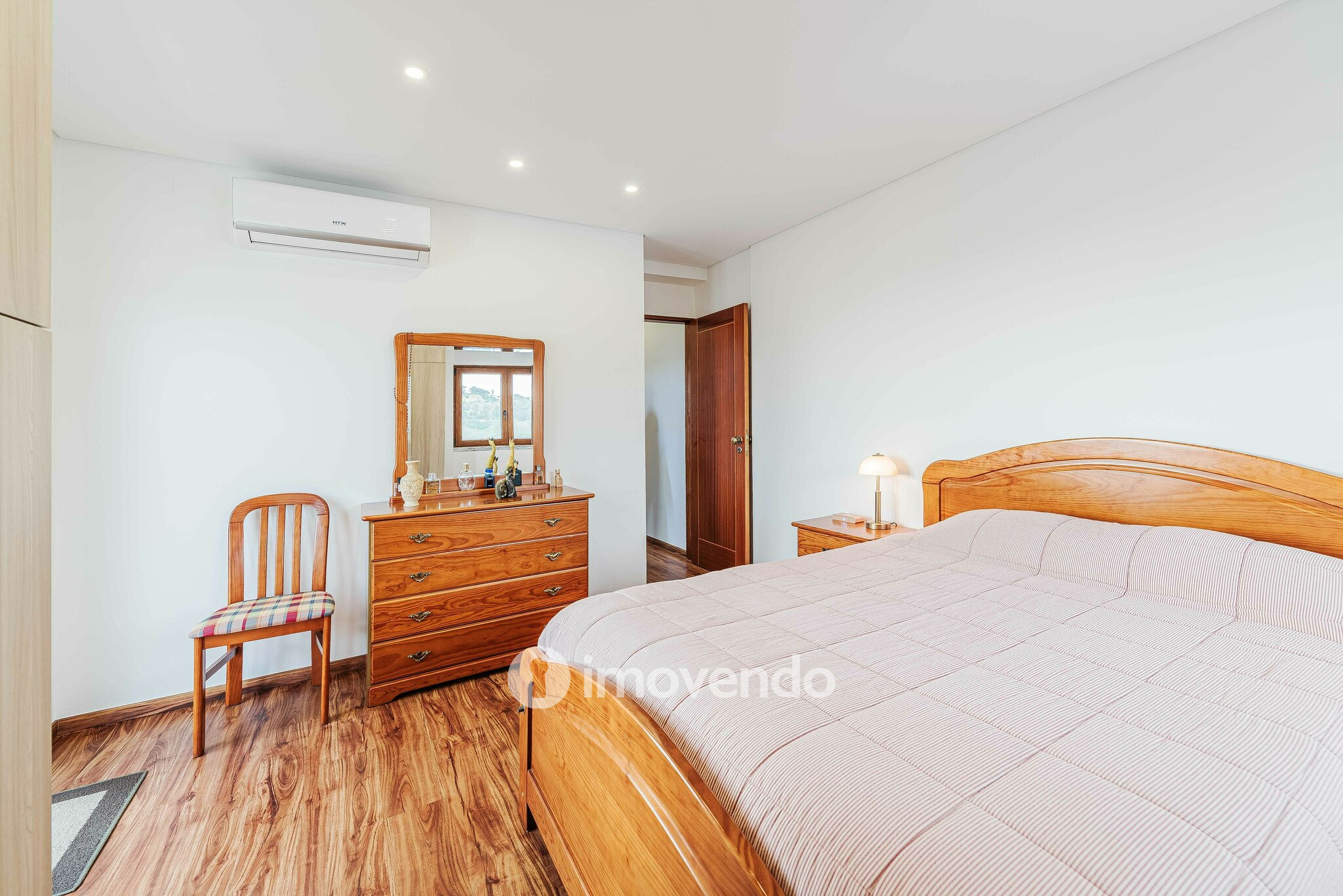 Apartamento T1 mobilado, com vista mar, na Costa da Caparica