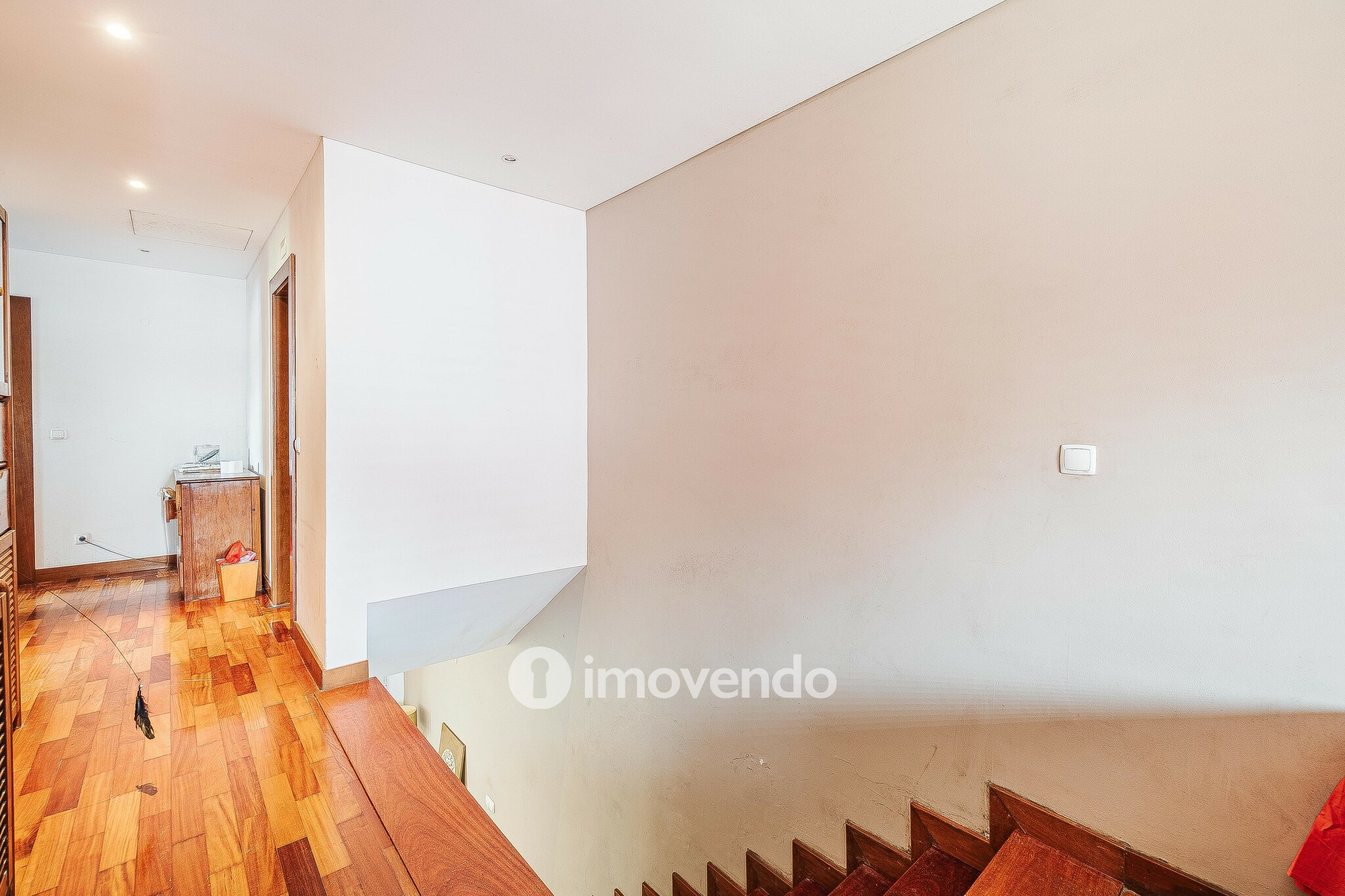 Moradia T3 isolada, em terreno de 1.262m², em Bicesse, Alcabideche