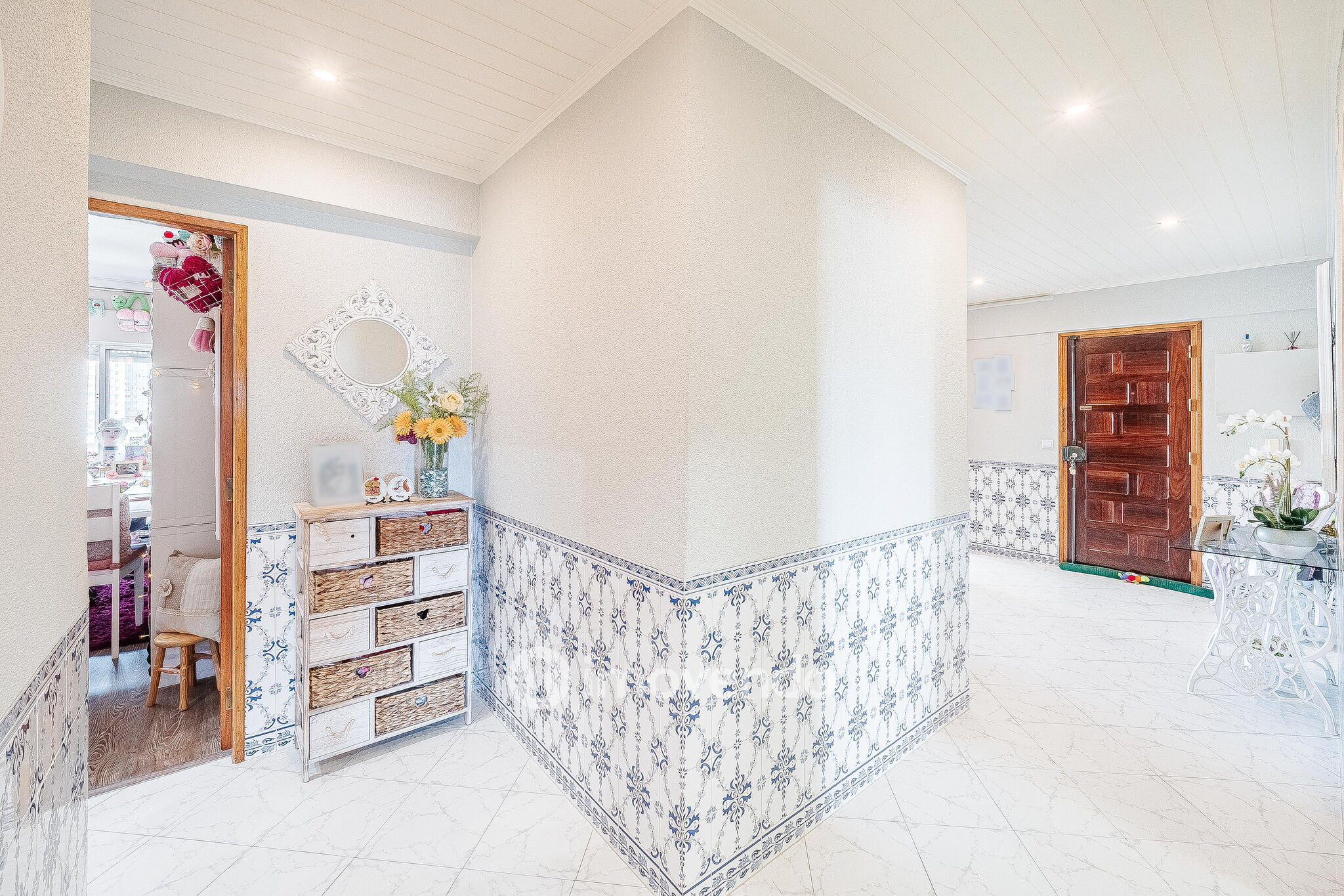 Apartamento T3, com áreas amplas, em Setúbal