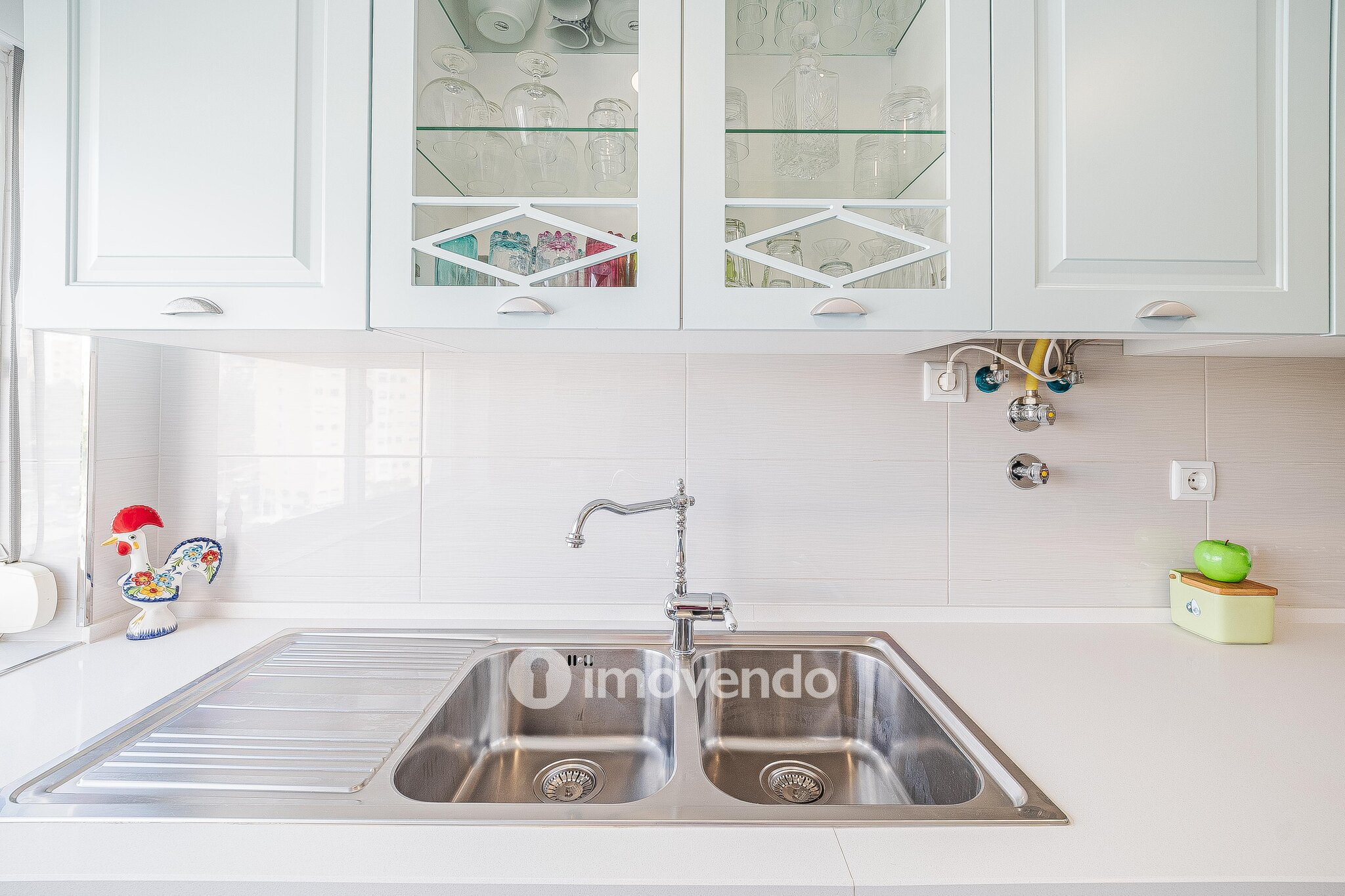 Apartamento T3, com áreas amplas, em Setúbal