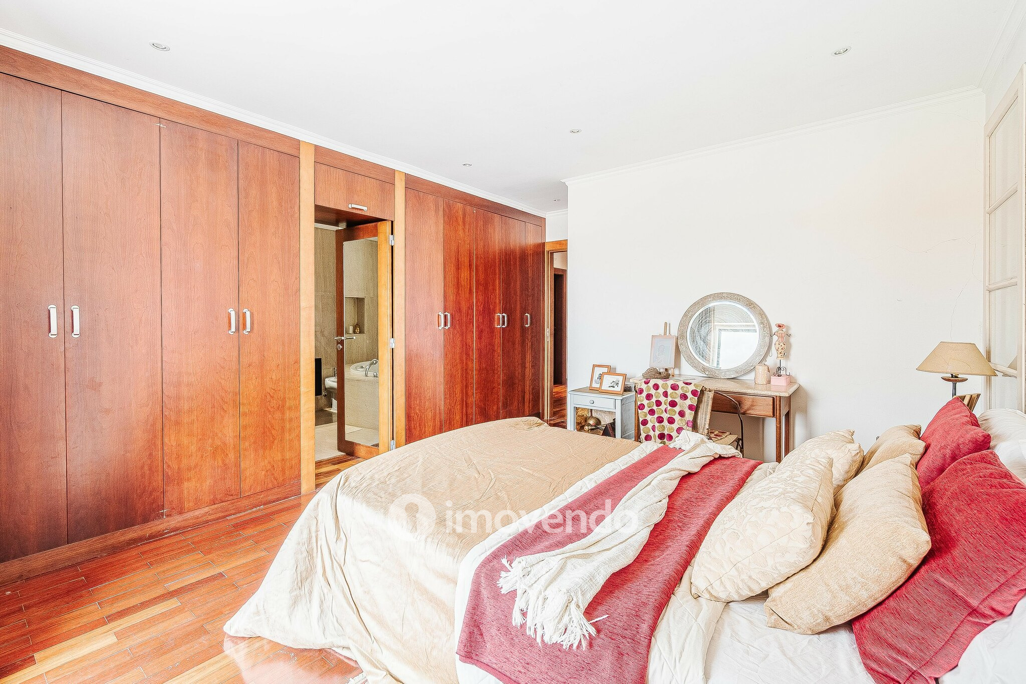 Moradia T3 isolada, em terreno de 1.262m², em Bicesse, Alcabideche