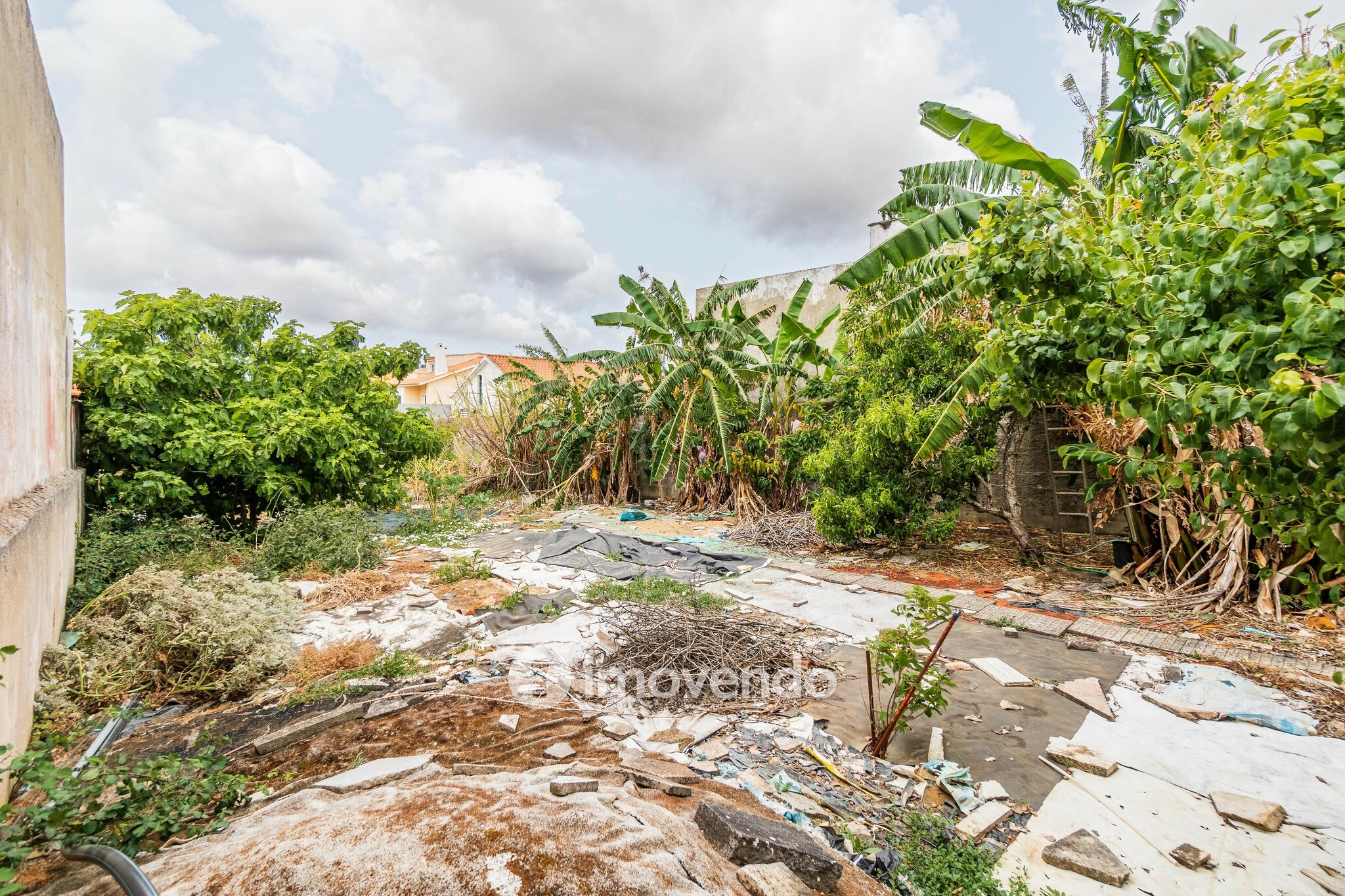 Moradia T3 isolada, em terreno de 1.262m², em Bicesse, Alcabideche