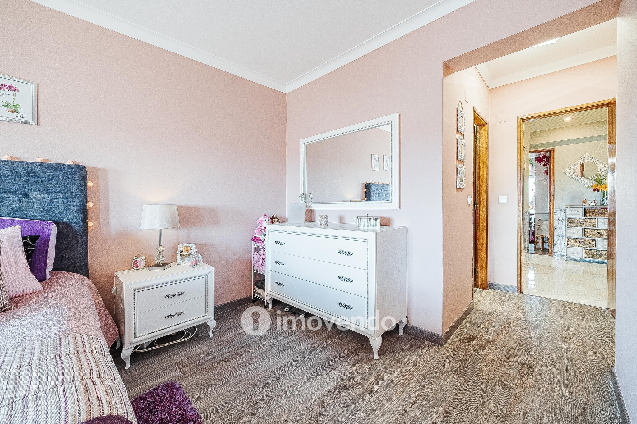 Apartamento T3, com áreas amplas, em Setúbal