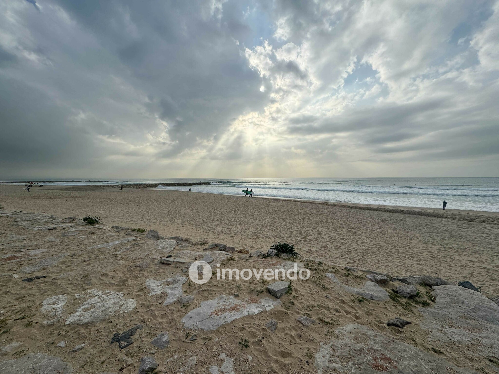 Apartamento T1 mobilado, com vista mar, na Costa da Caparica