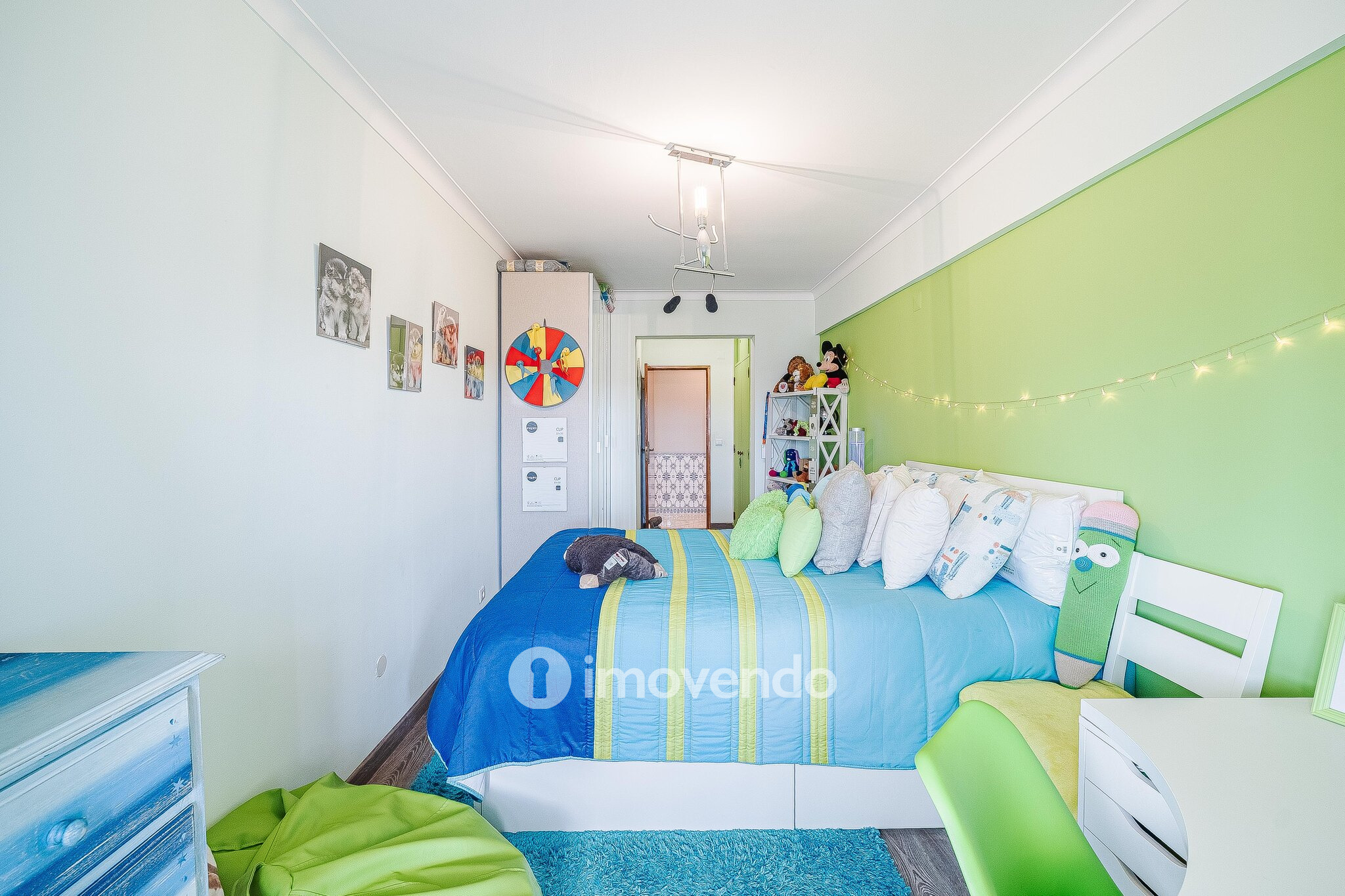 Apartamento T3, com áreas amplas, em Setúbal