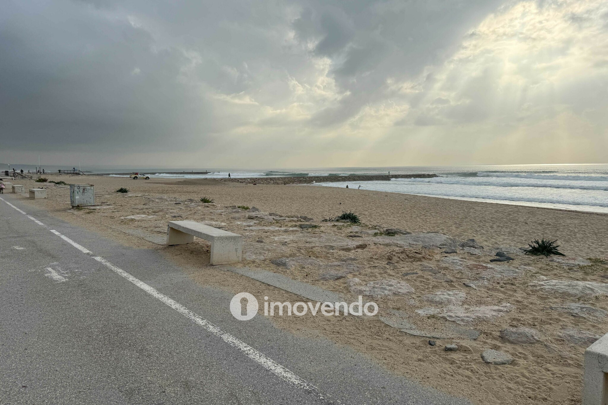 Apartamento T1 mobilado, com vista mar, na Costa da Caparica