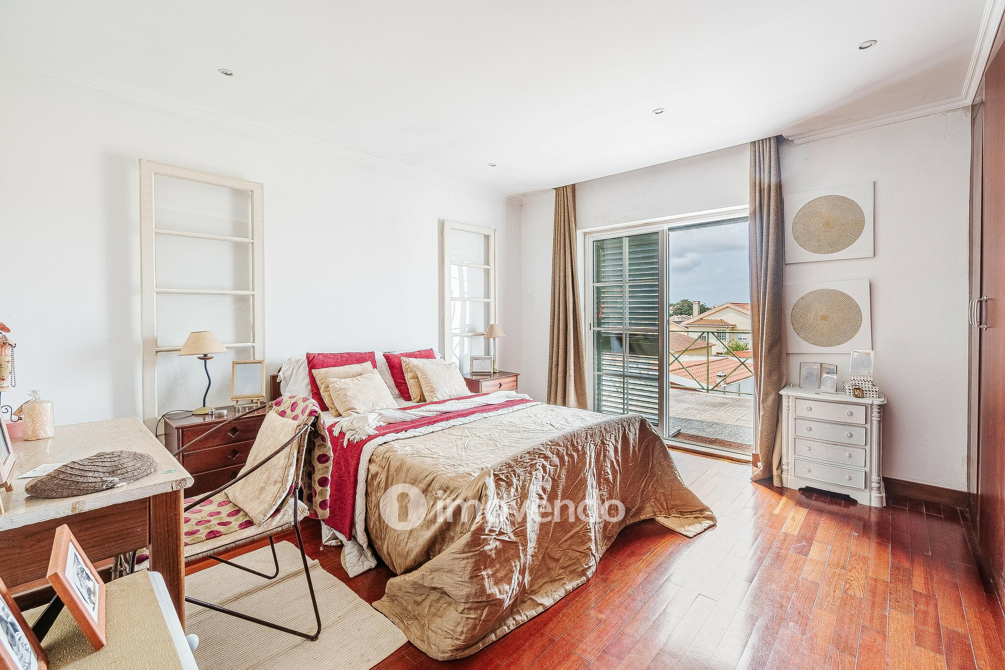 Moradia T3 isolada, em terreno de 1.262m², em Bicesse, Alcabideche