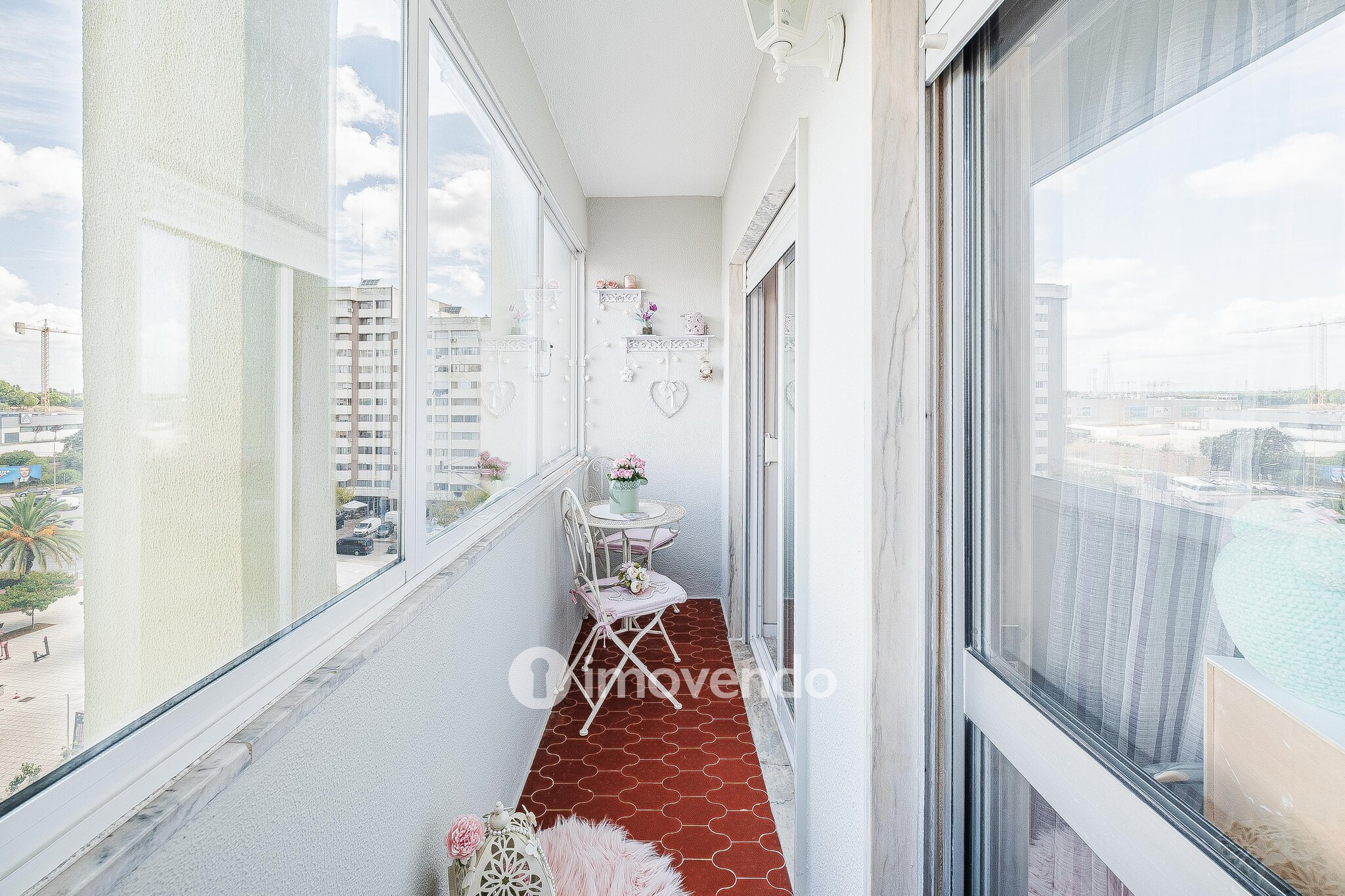 Apartamento T3, com áreas amplas, em Setúbal