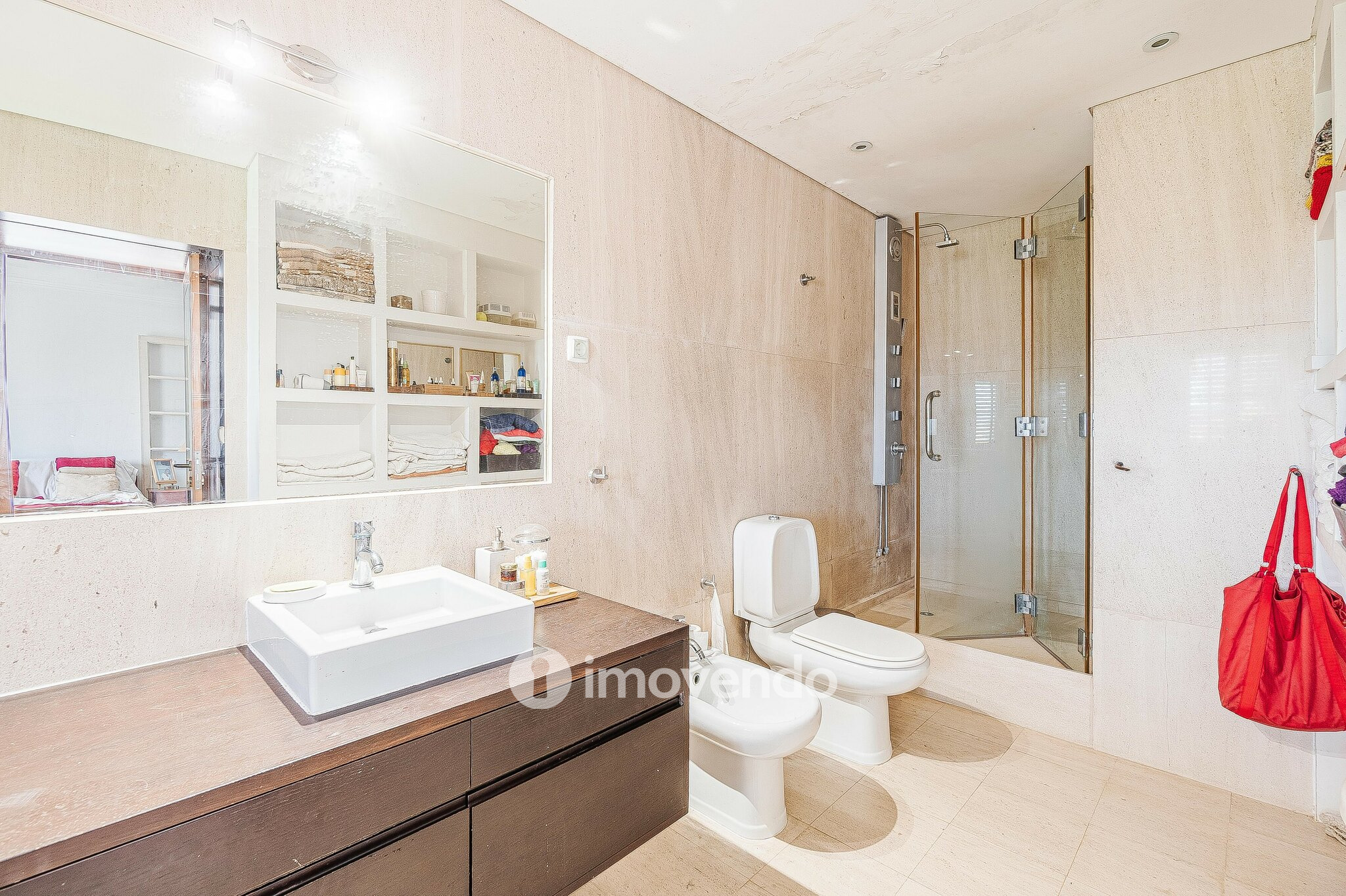 Moradia T3 isolada, em terreno de 1.262m², em Bicesse, Alcabideche