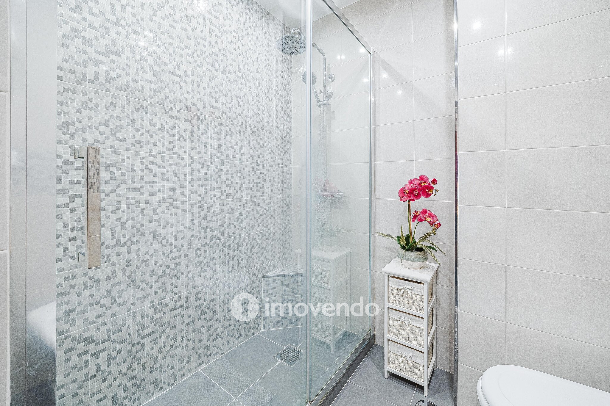 Apartamento T3, com áreas amplas, em Setúbal