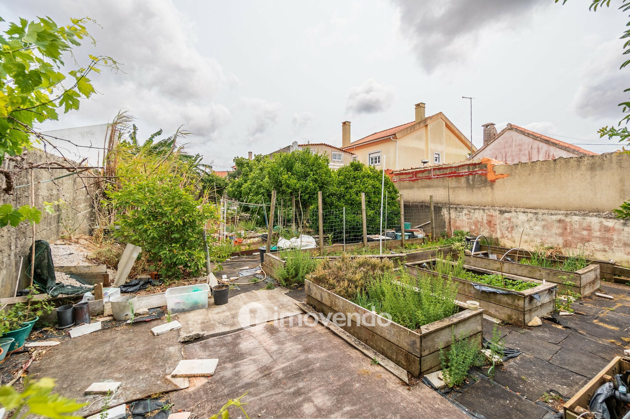 Moradia T3 isolada, em terreno de 1.262m², em Bicesse, Alcabideche
