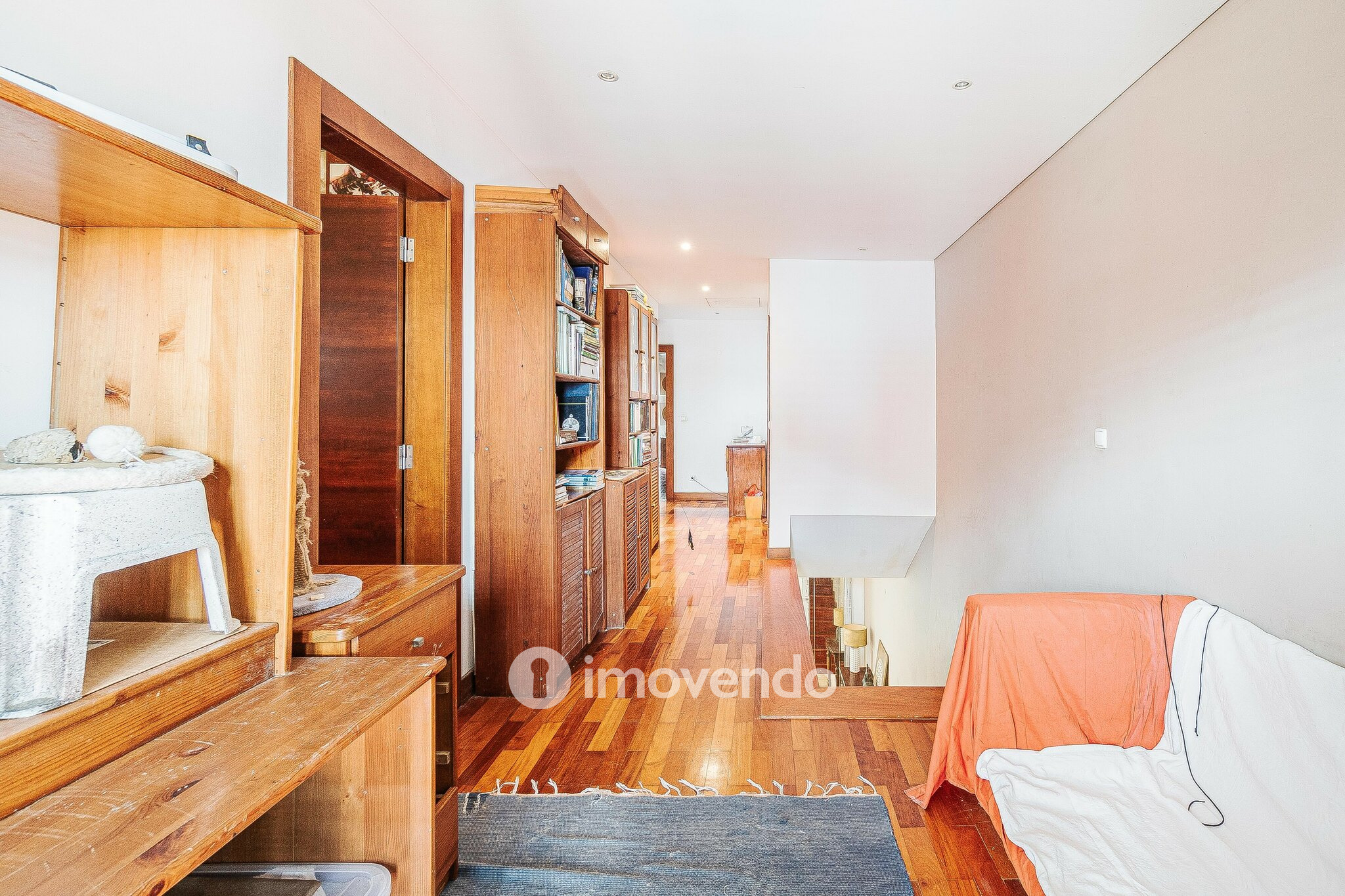 Moradia T3 isolada, em terreno de 1.262m², em Bicesse, Alcabideche